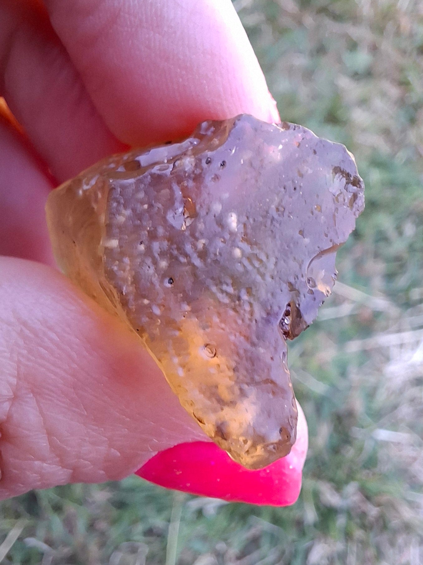Libyan Desert Glass (darker) Piece, 7.36g, Tektite (Ref: L1357)