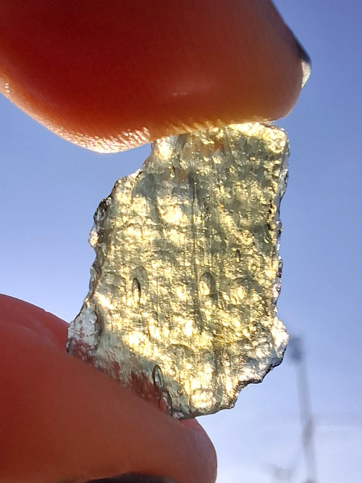 Moldavite Piece, 0.74g, Tektite (Ref: 1378)