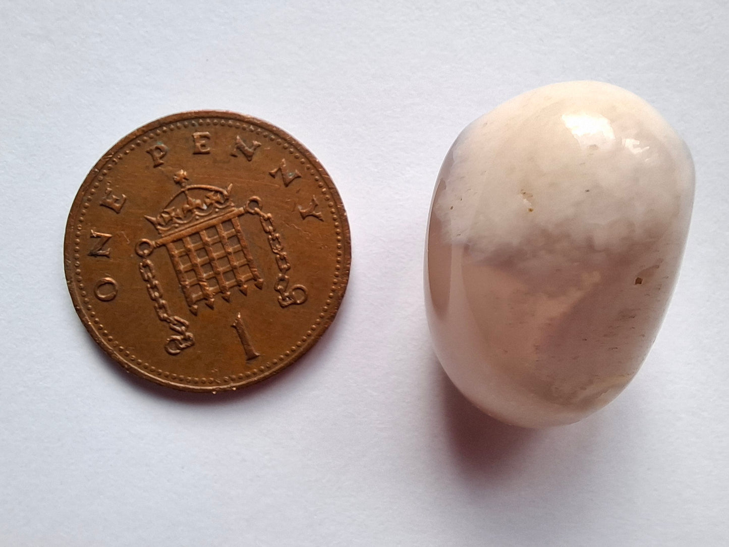 Flower Agate, Tumble Stone, Crystal (Ref: T76)