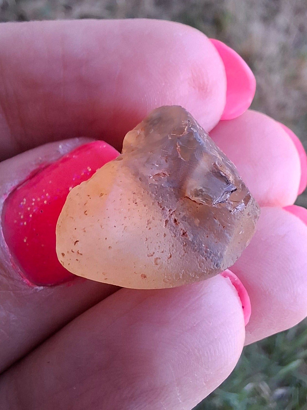 Libyan Desert Glass (darker) Piece, 3.72g, Tektite (Ref: L1378)