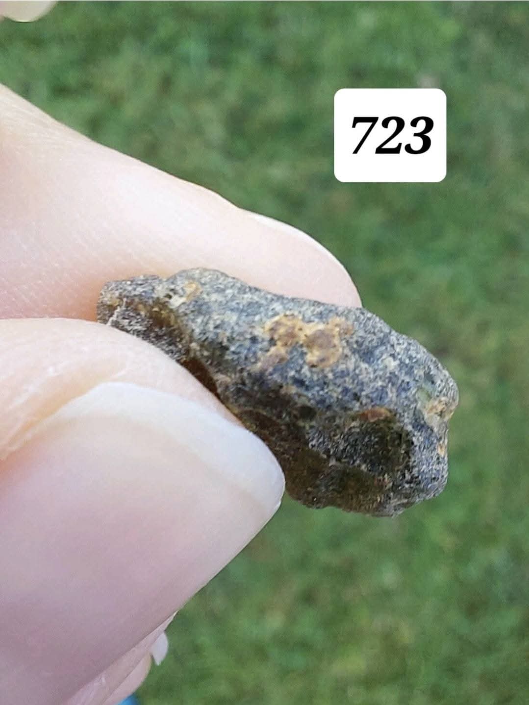Moldavite Piece, 1.14g, Tektite (Ref: 723)