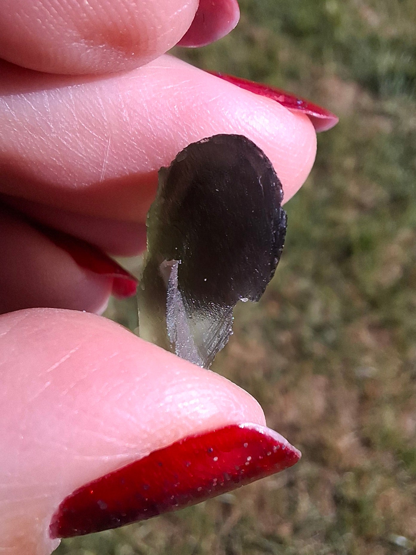 Moldavite Piece, 1.68g, Tektite (Ref: 1468)