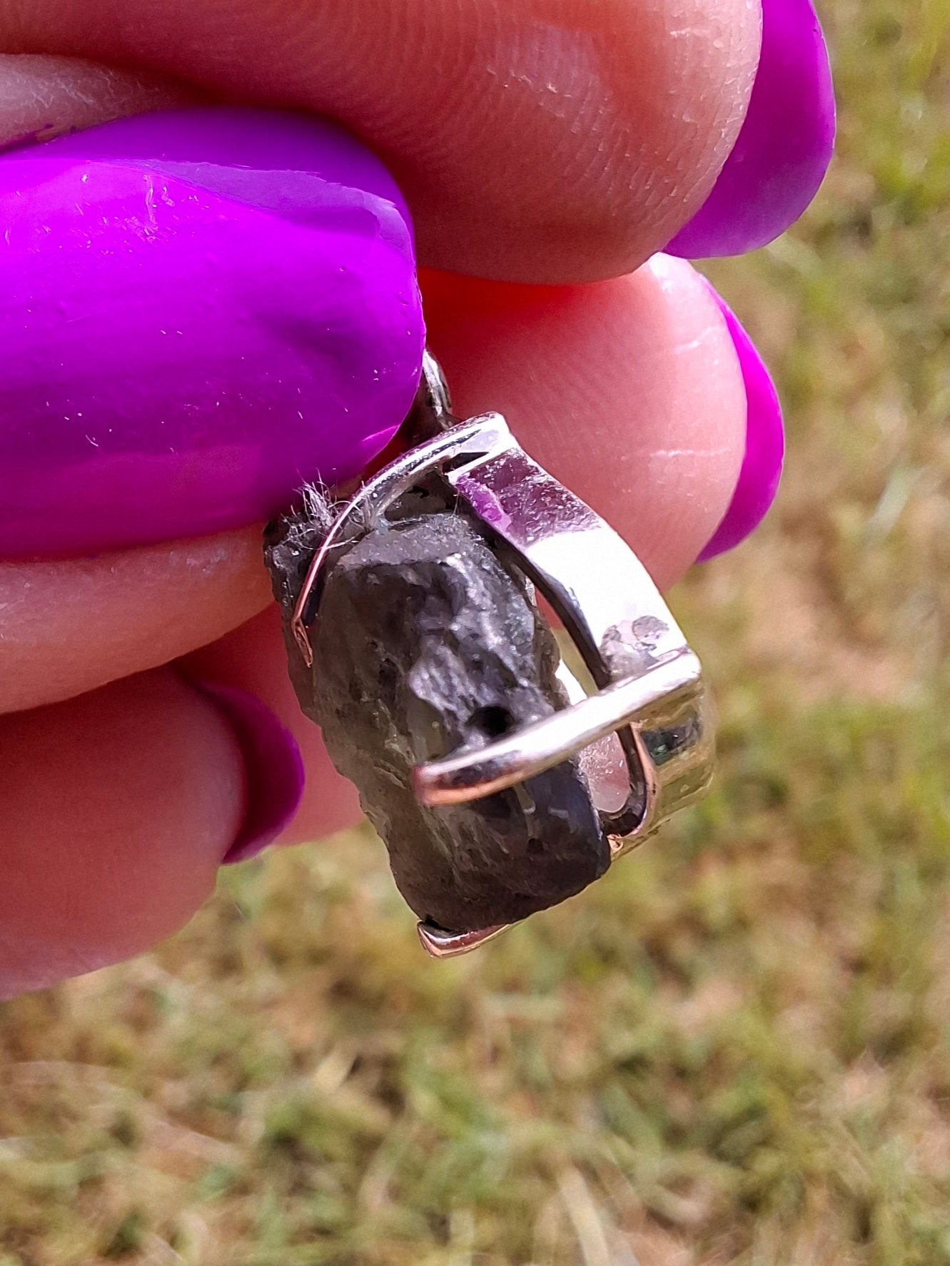 Moldavite Claw Pendant, 925 Silver, Tektite (Ref: P26)