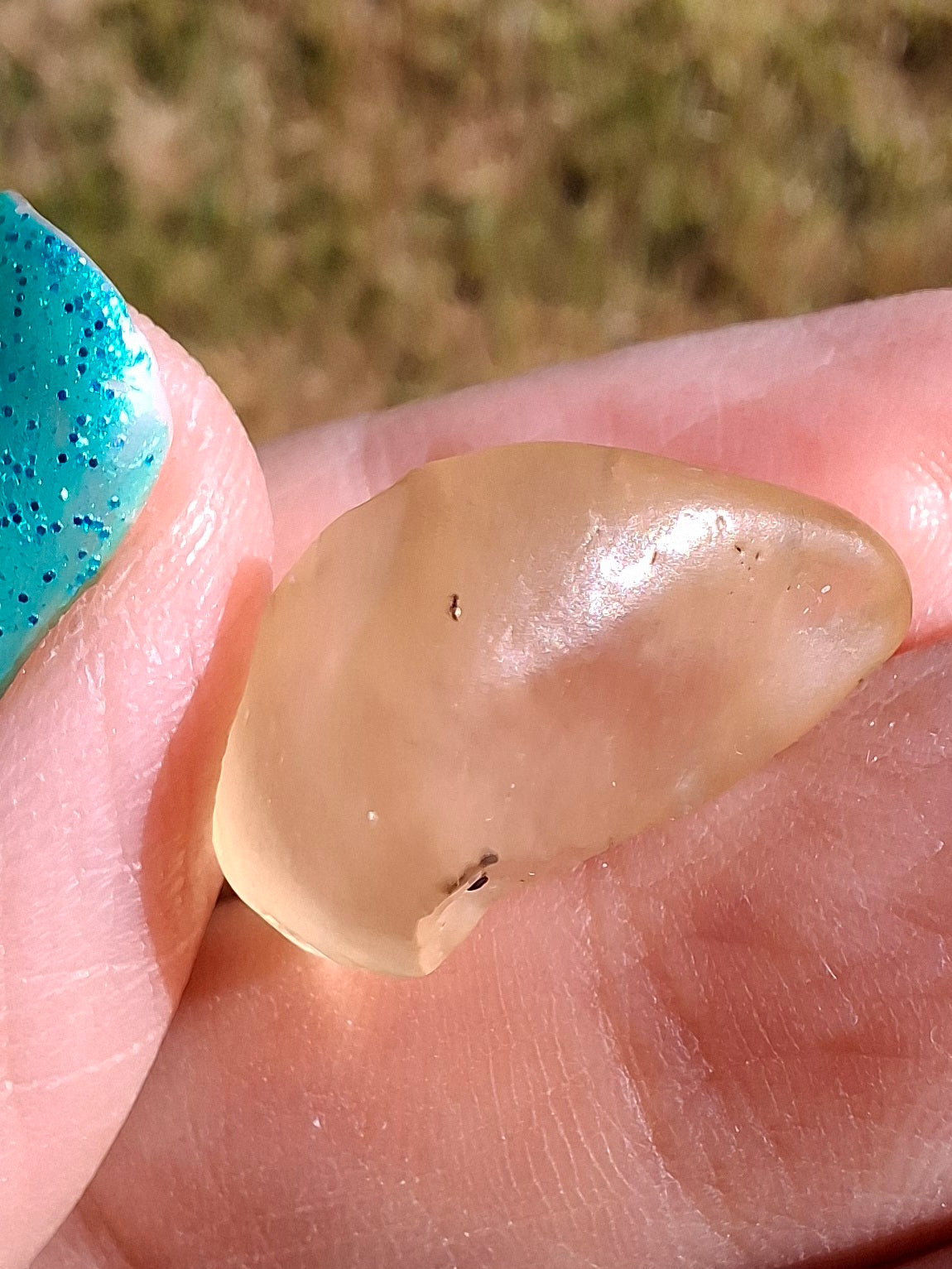 Libyan Desert Glass Piece, 3.16g, Tektite