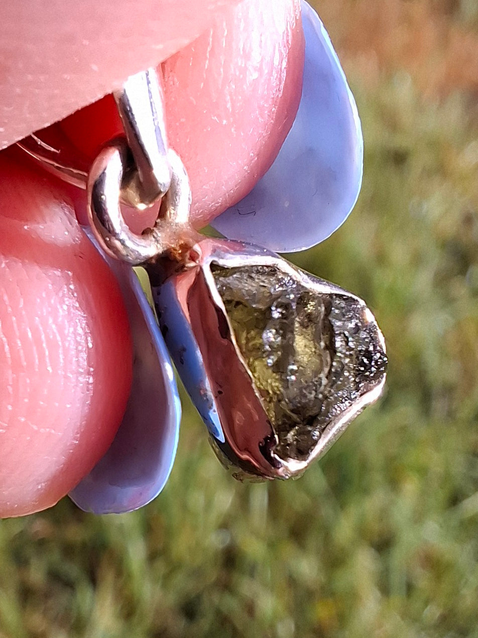 Moldavite Pendant, 925 Silver, Tektite (Ref: P37)