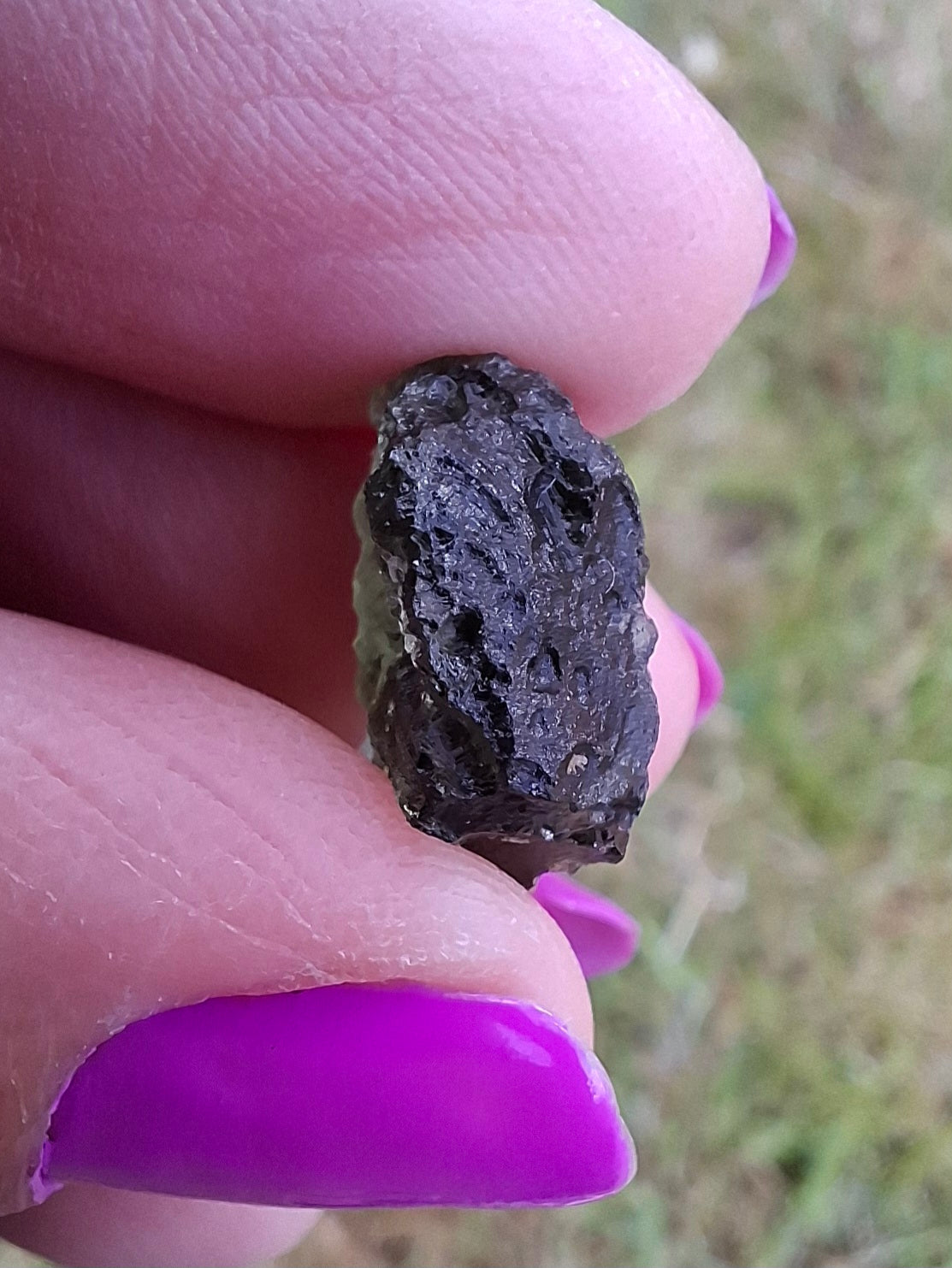 Moldavite Piece, 1.92g, Tektite (Ref: 1426)