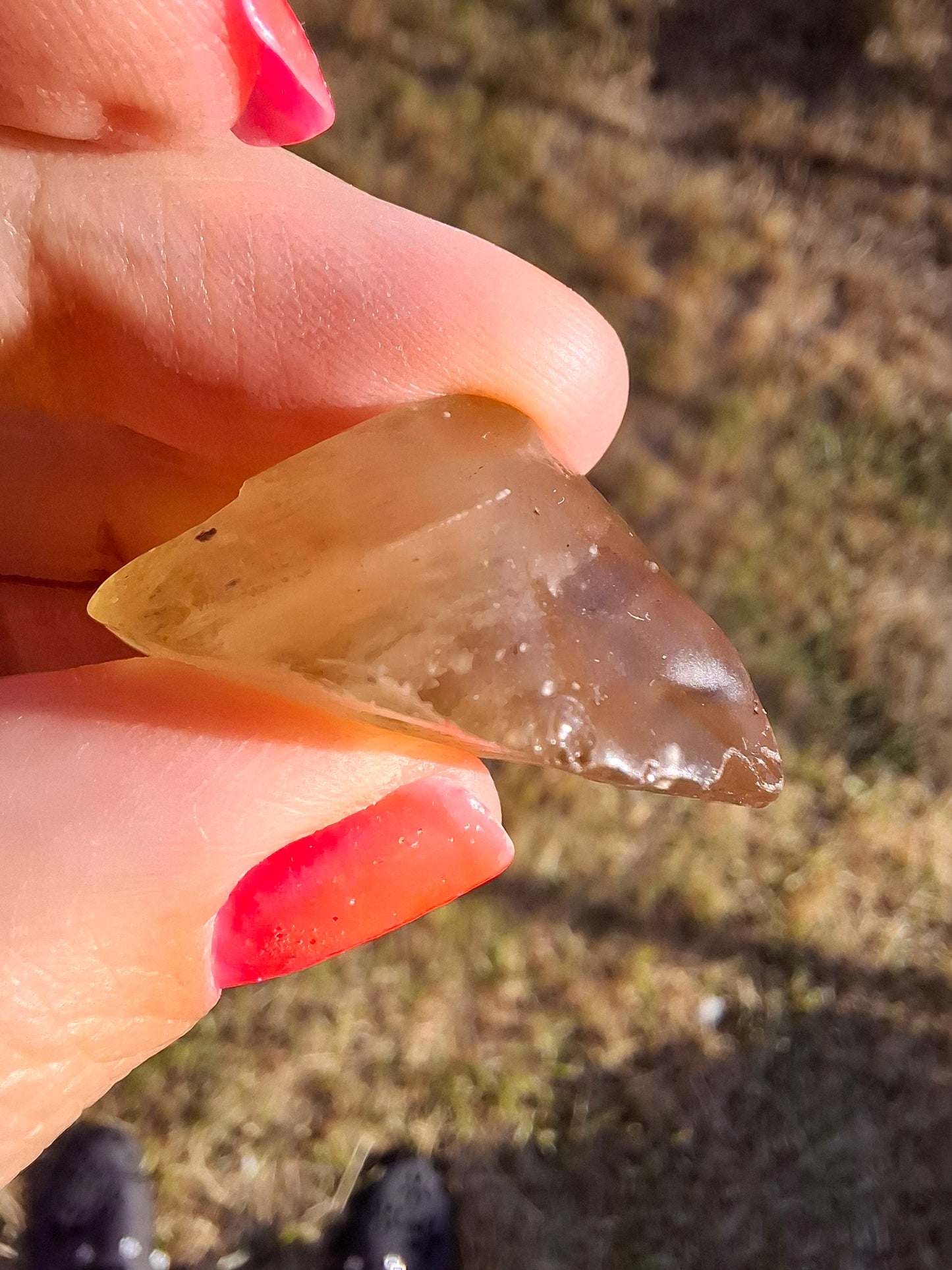 Libyan Desert Glass (darker) Piece, 12.00g, Tektite (Ref: L1377)