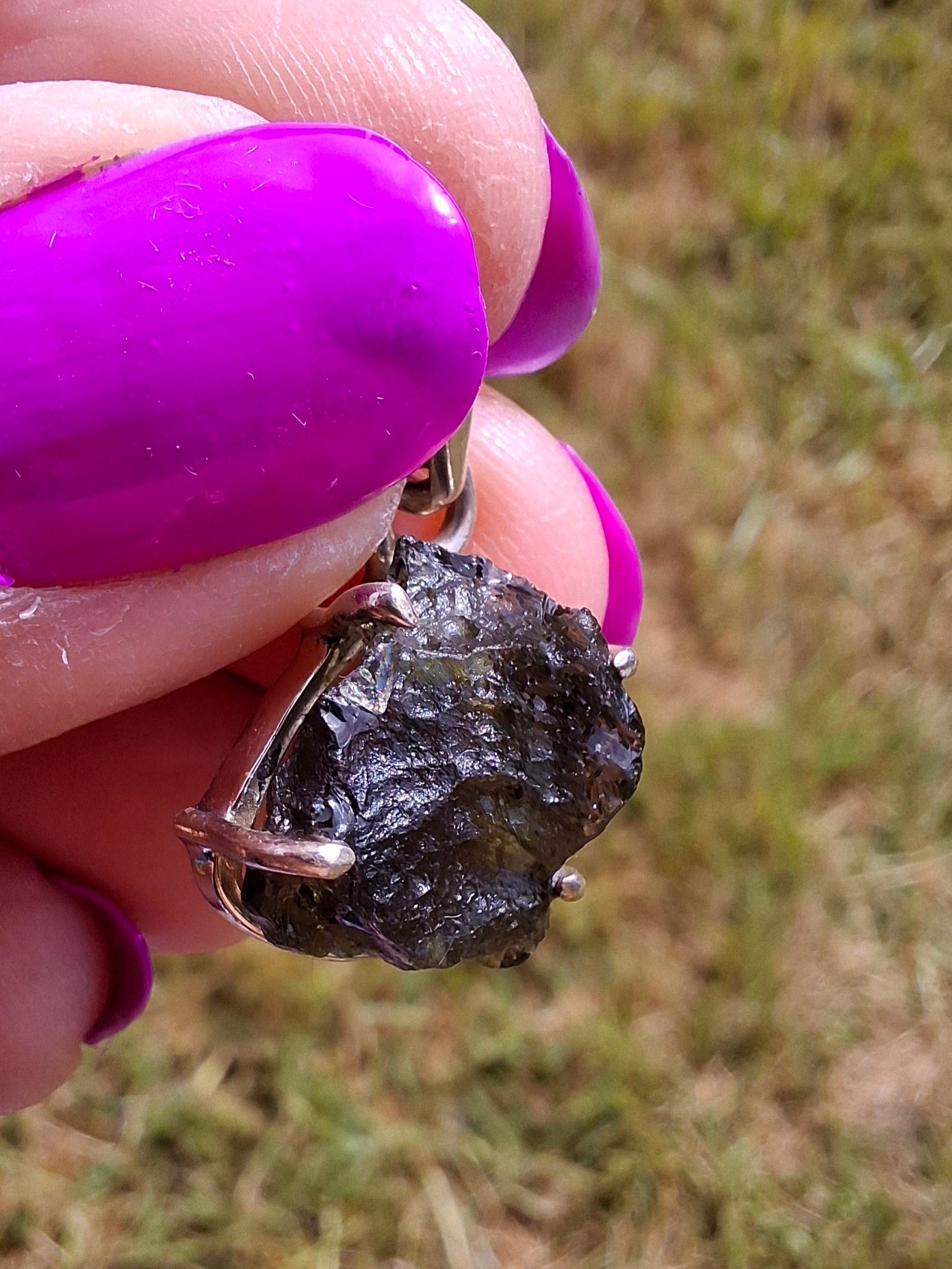 Moldavite Claw Pendant, 925 Silver, Tektite (Ref: P28)