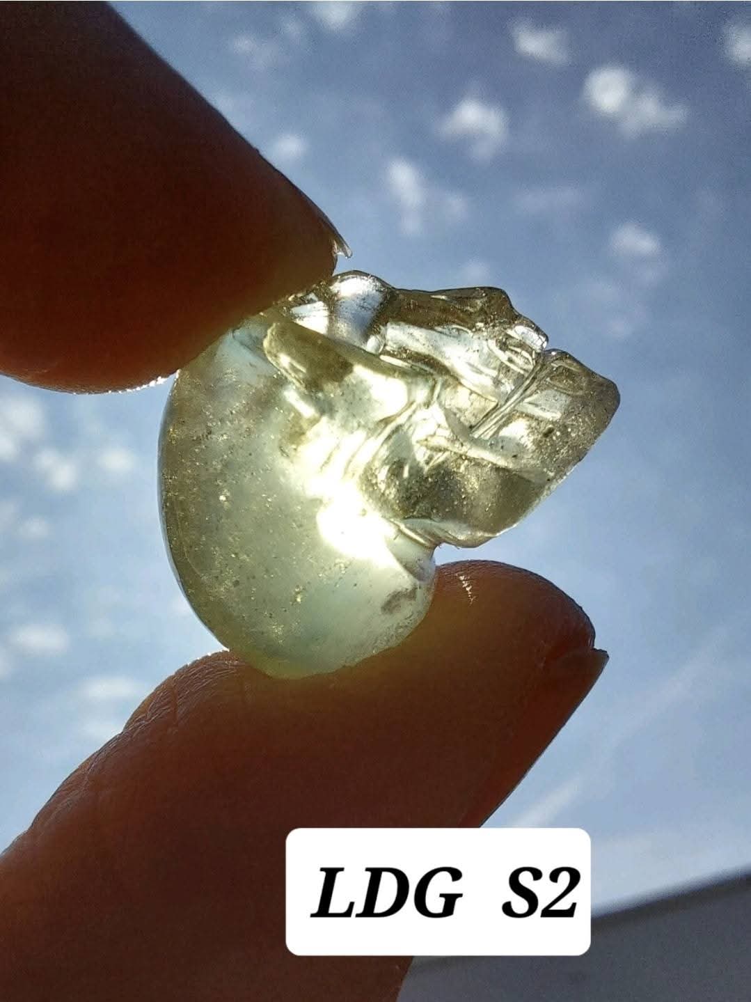 Libyan Desert Glass SKULL carving, 4.59g, Tektite (Ref: Skull2)