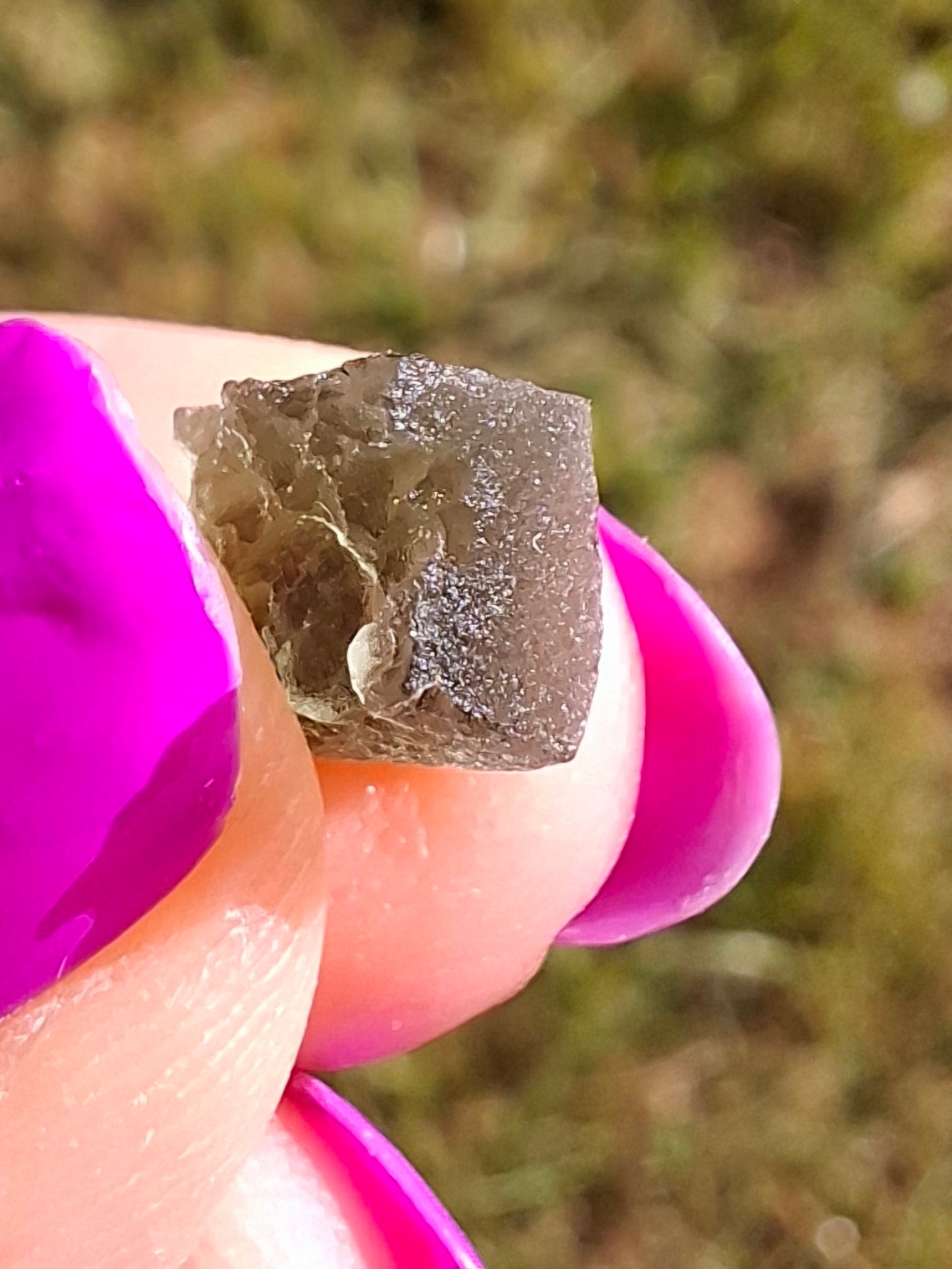 Moldavite Piece, 0.57g, Tektite (Ref: 1439)