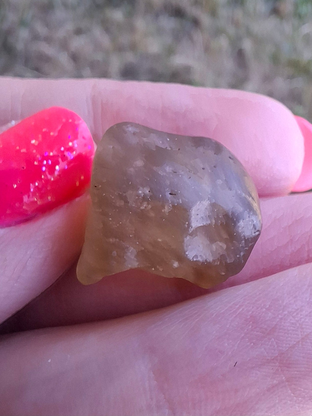 Libyan Desert Glass (darker) Piece, 4.92g, Tektite (Ref: L1364)