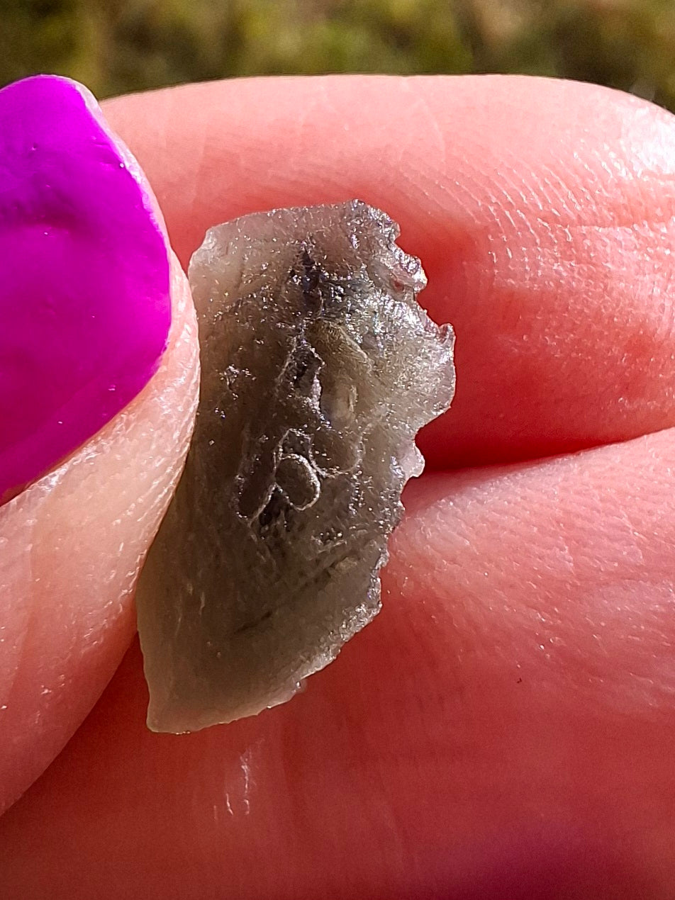 Moldavite Piece, 0.79g, Tektite (Ref: 1441)