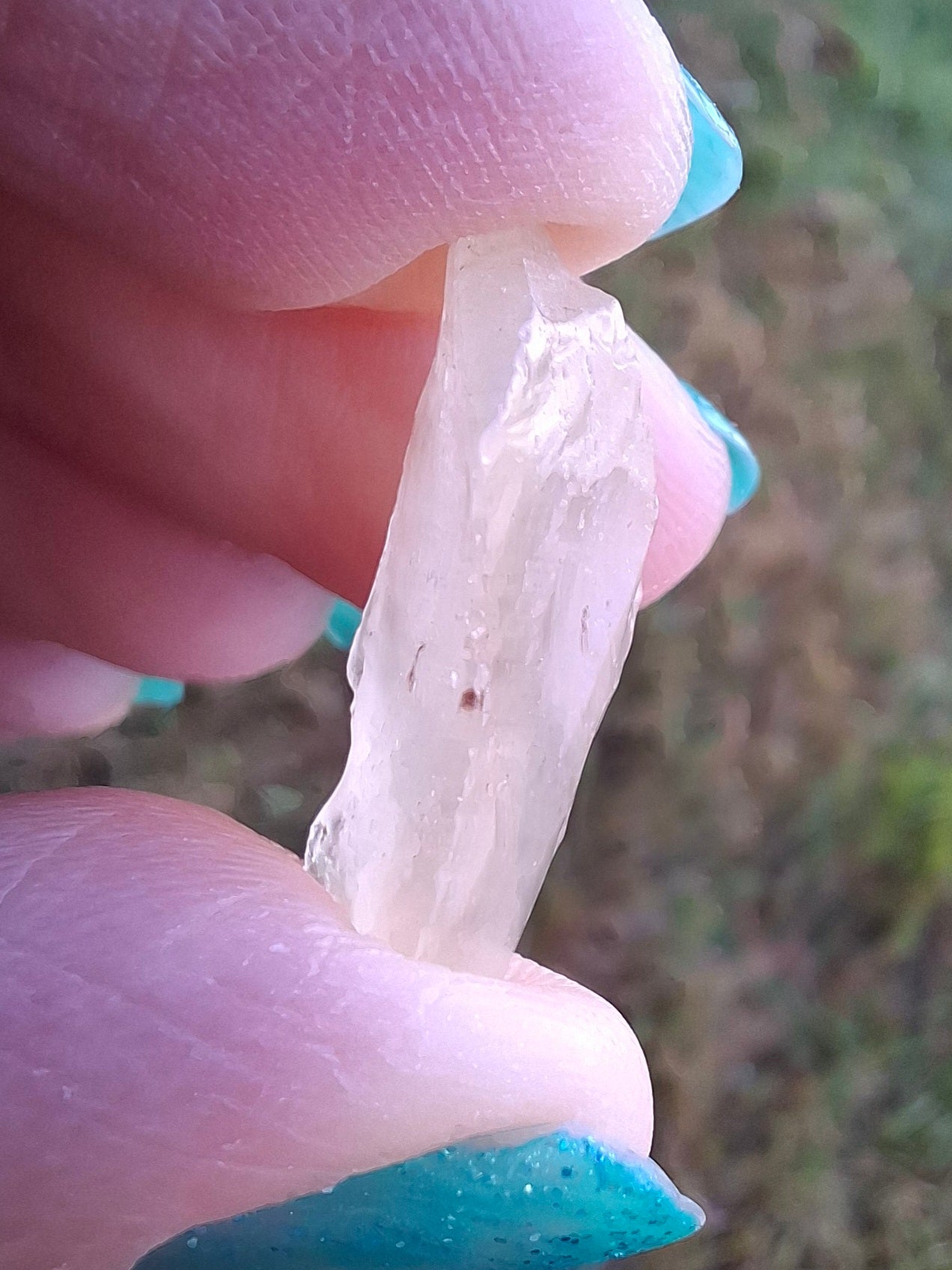 Libyan Desert Glass Piece, 1.90g, Tektite
