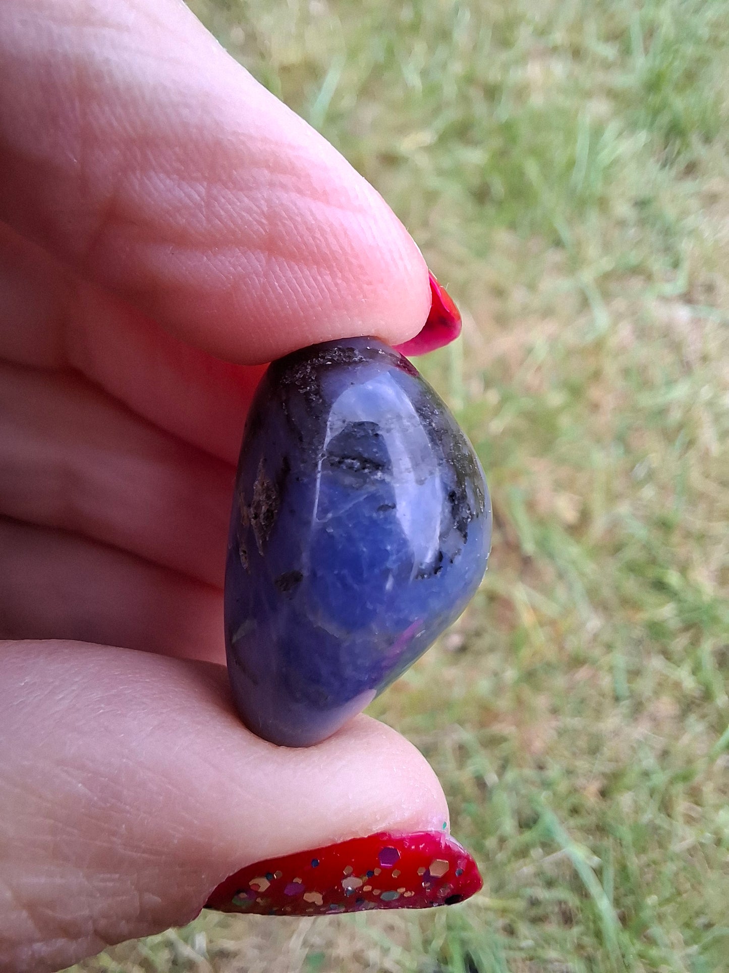 Sodalite, Tumble Stone, Crystal (Ref: T148)