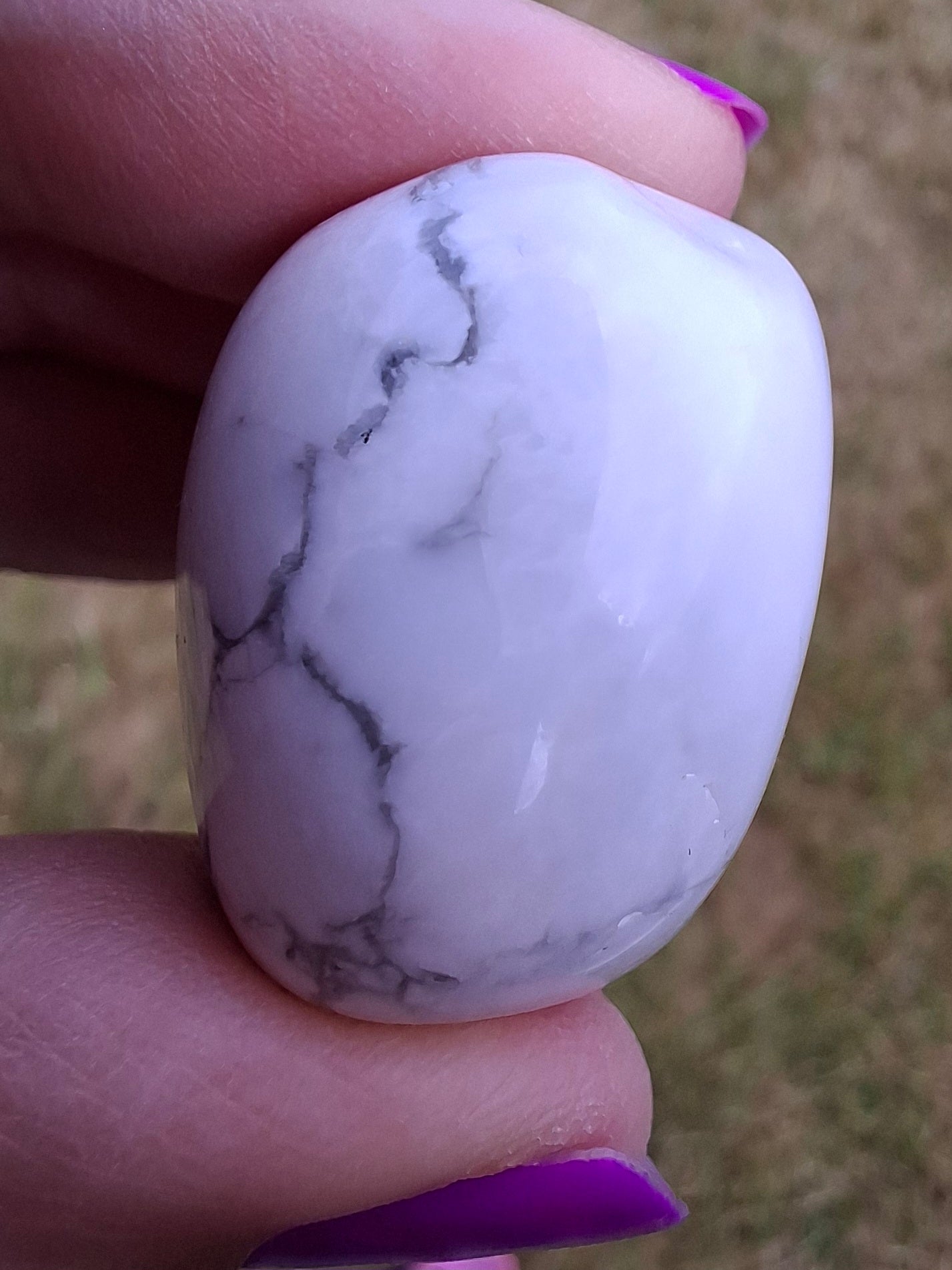 Howlite, Tumble Stone, Crystal (Ref: T39)