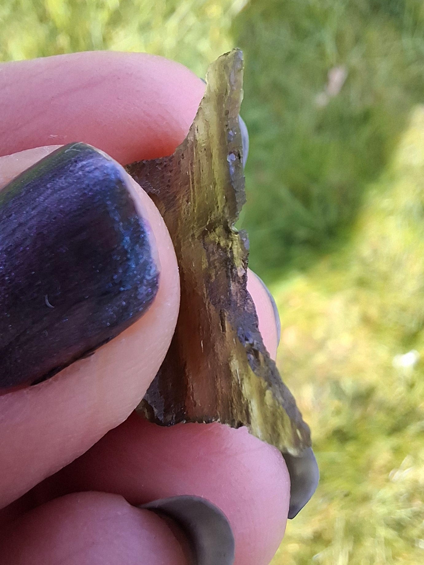 Moldavite Piece, 1.07g, Tektite (Ref: 1394)