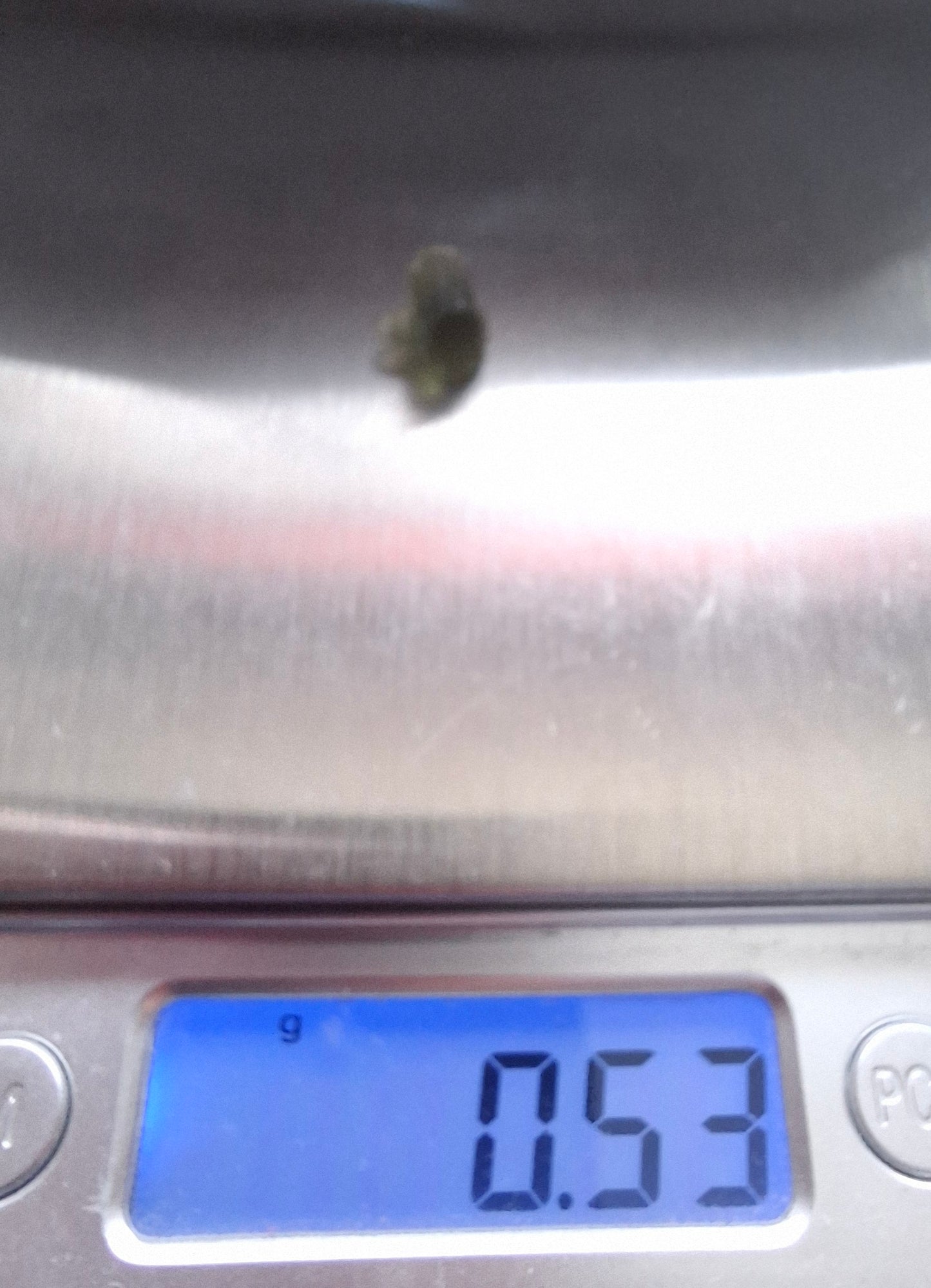 Moldavite Piece, 0.53g, Tektite (Ref: 1446)