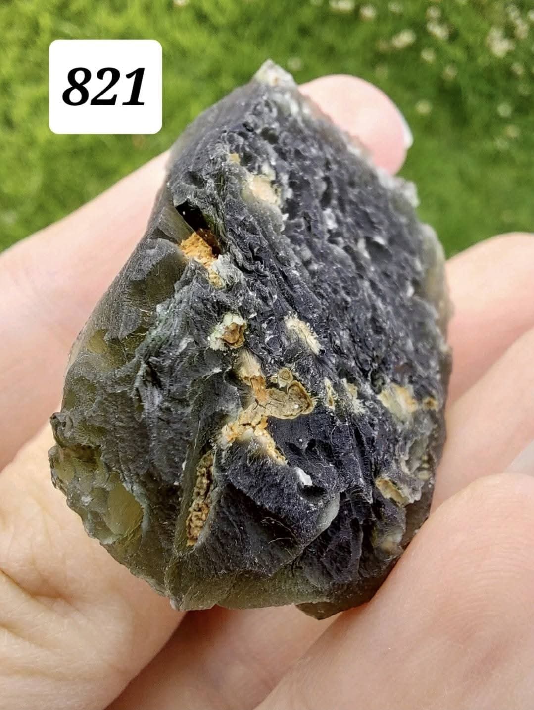Moldavite Piece, VELVET HURKA, 24.48g, Tektite (Ref: 829)