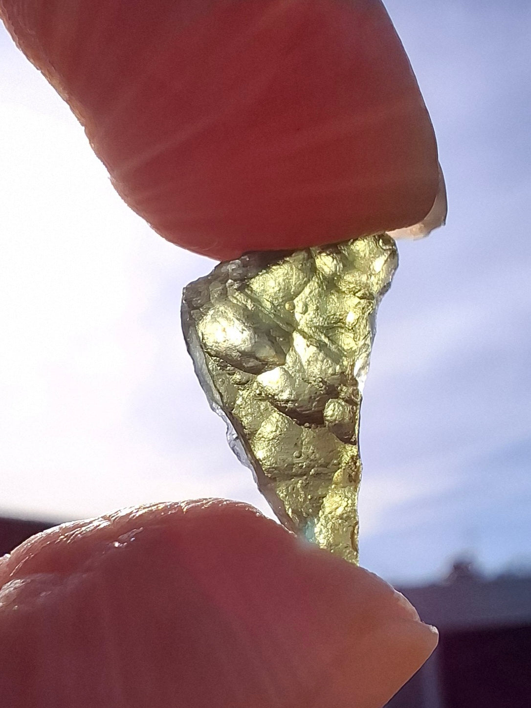 Moldavite Piece, 0.73g, Tektite (Ref: 1334)