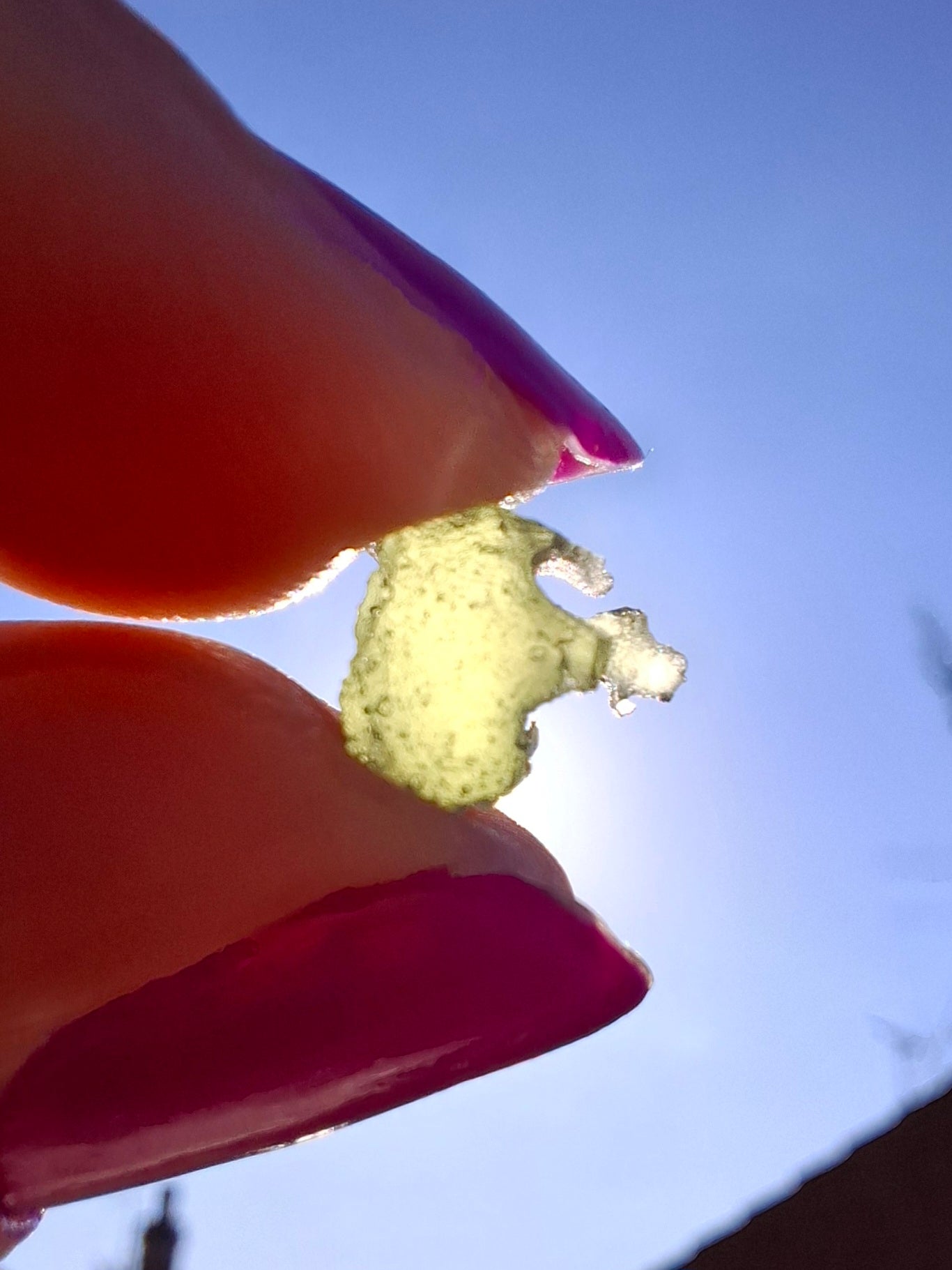 Moldavite Piece, 0.53g, Tektite (Ref: 1446)