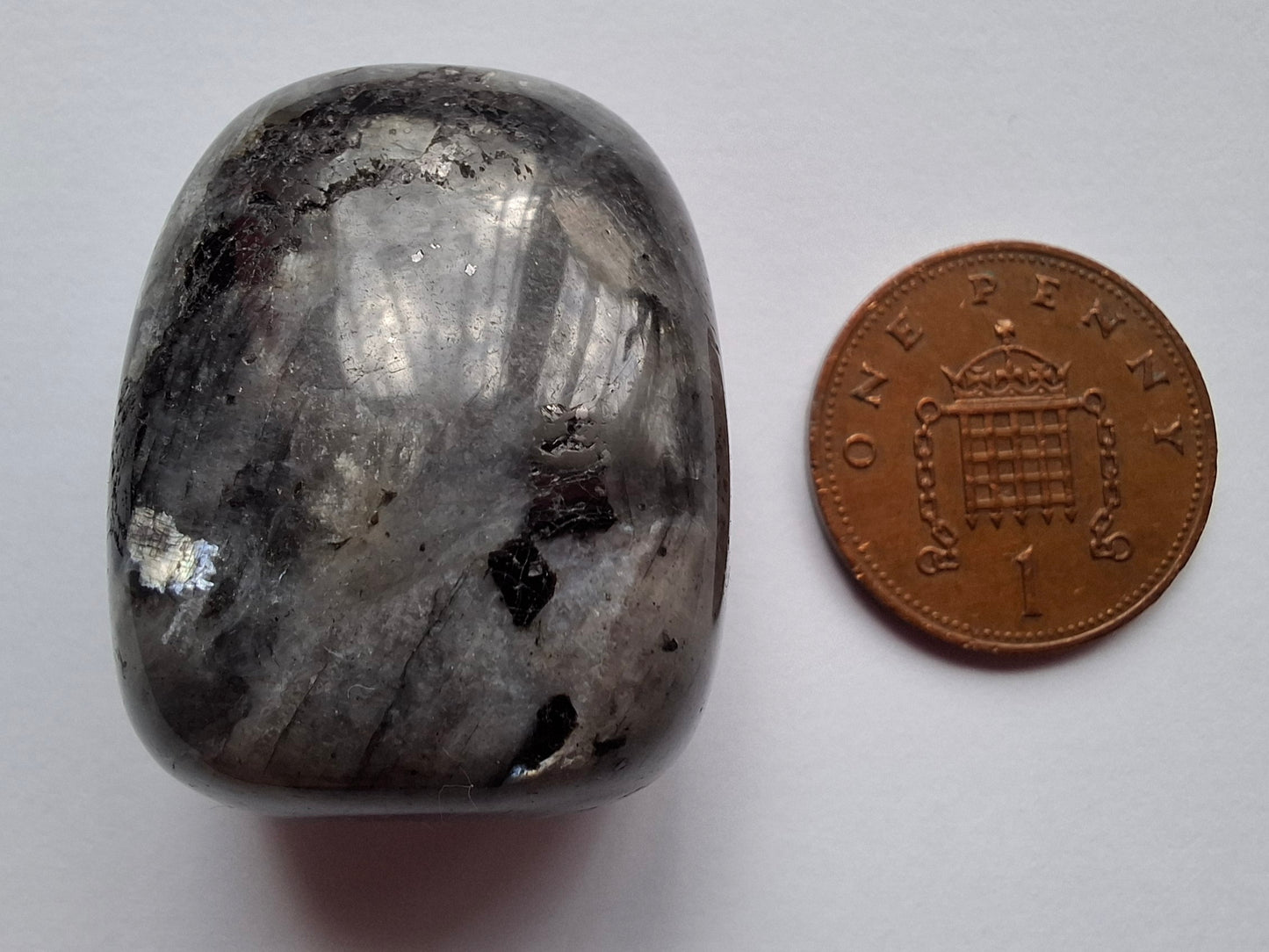 Larvikite, Tumble Stone, Crystal (Ref: T126)