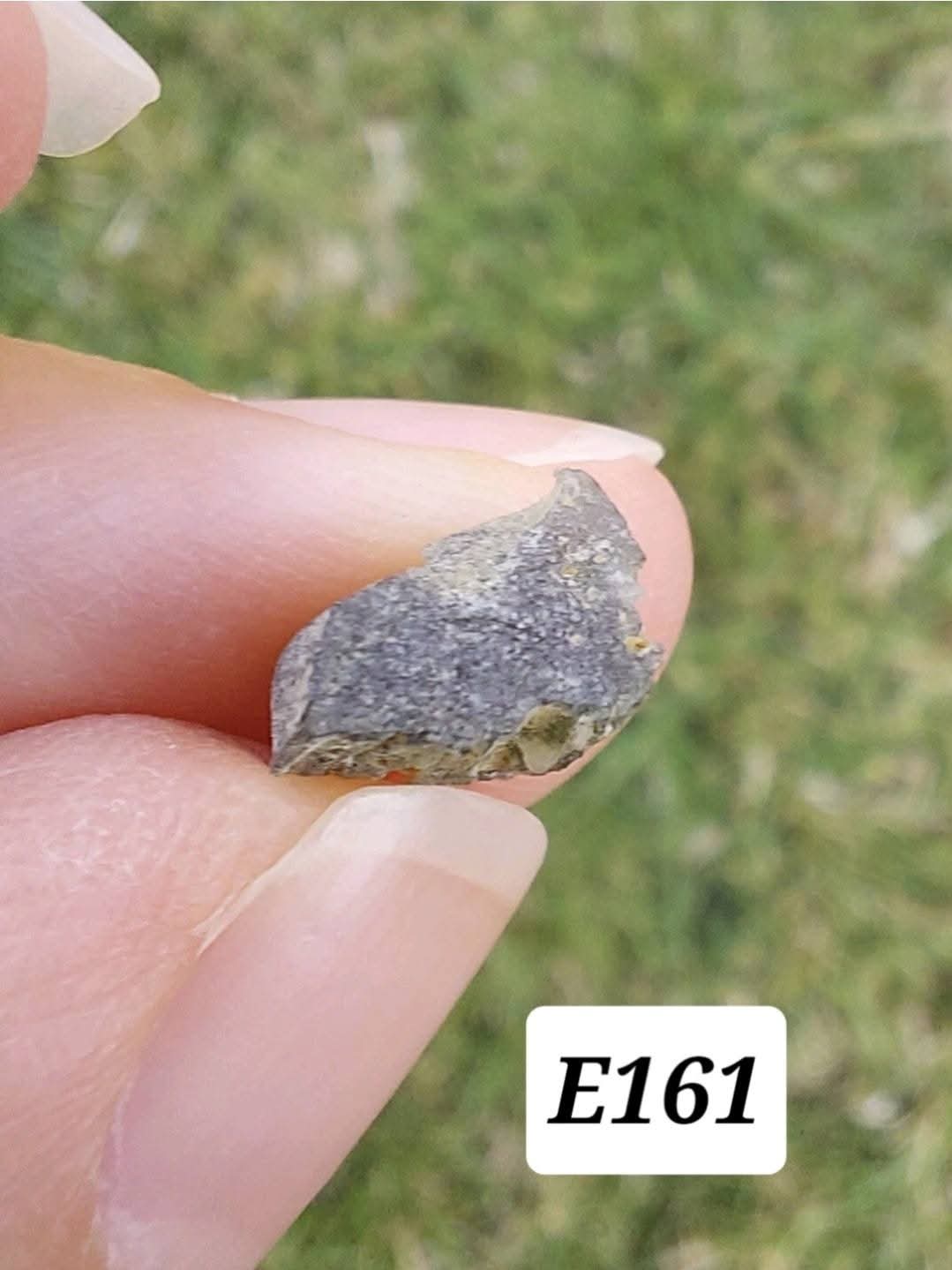 Moldavite Piece, 0.58g, Tektite (Ref: E161)