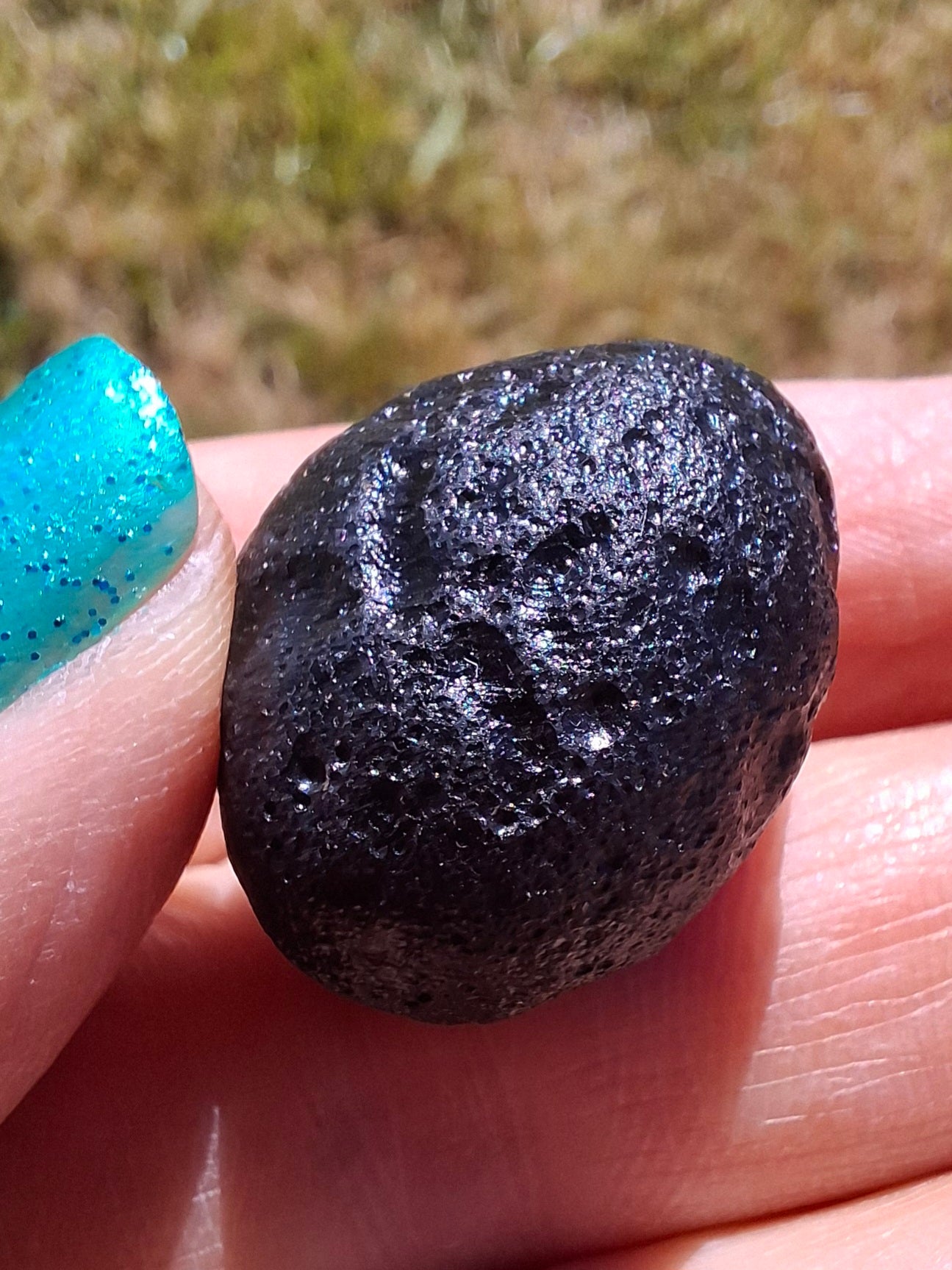 Philippinite (Rizalite), 11.42g, Tektite