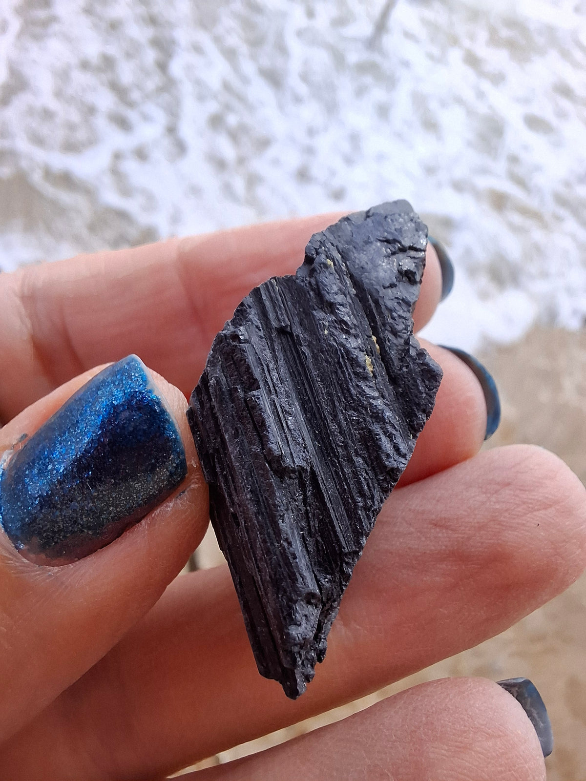 Black Tourmaline RAW, 14.77g, Crystal, (Ref: RBT1)