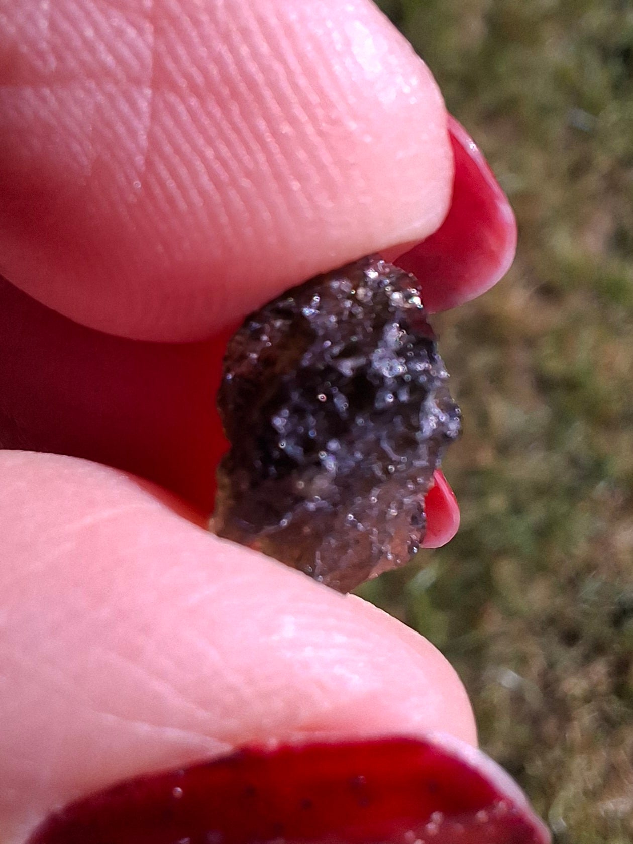 Moldavite Piece, 0.59g, Tektite (Ref: 1465)