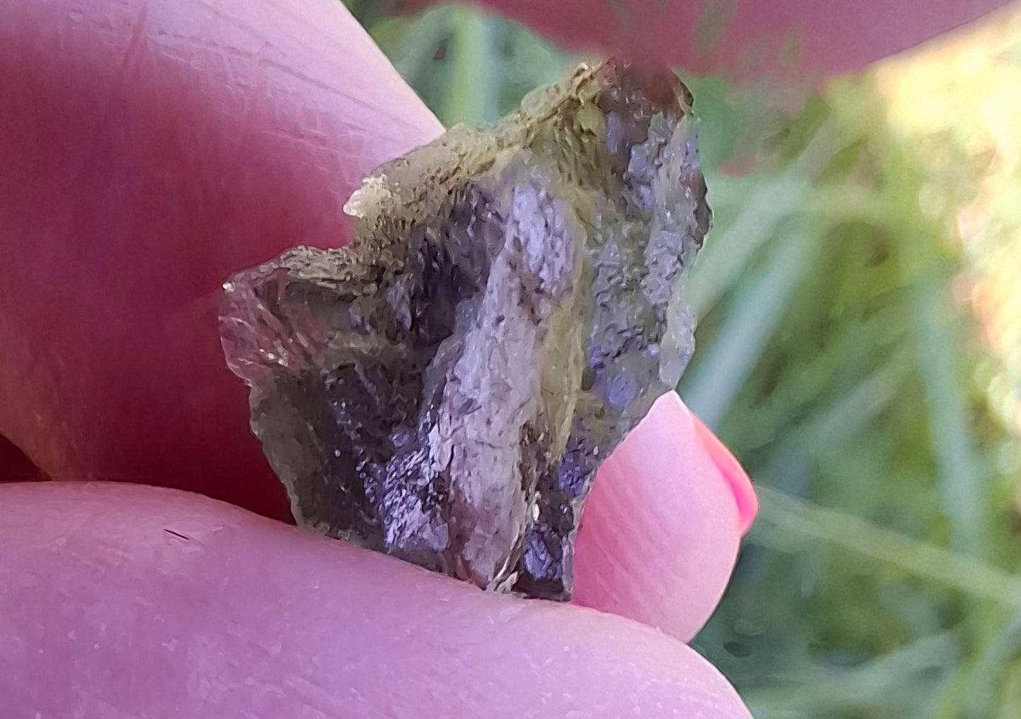 Moldavite Piece, 0.90g, Tektite (Ref: 1412)