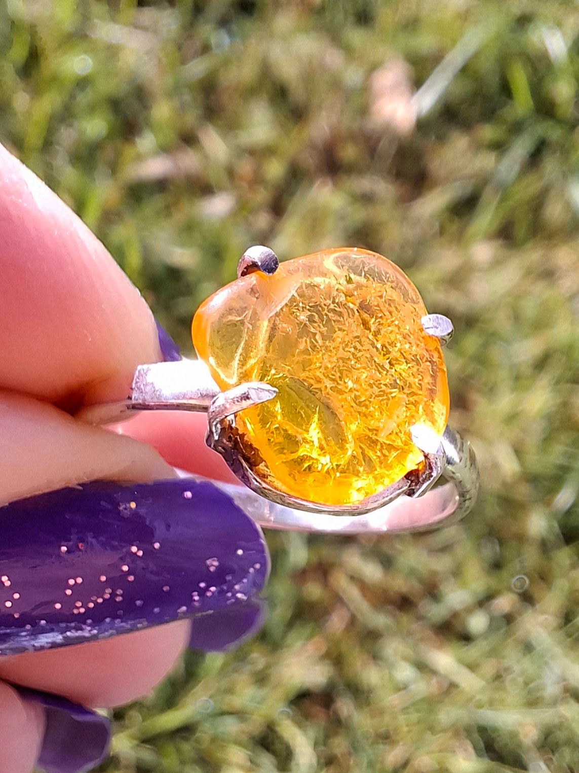 Baltic Amber Ring, size large R, 925 Silver, Fossil (Ref: AR17)