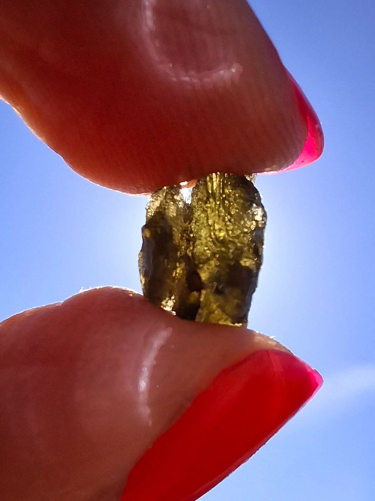 Moldavite Piece, 0.87g, Tektite (Ref: 231)