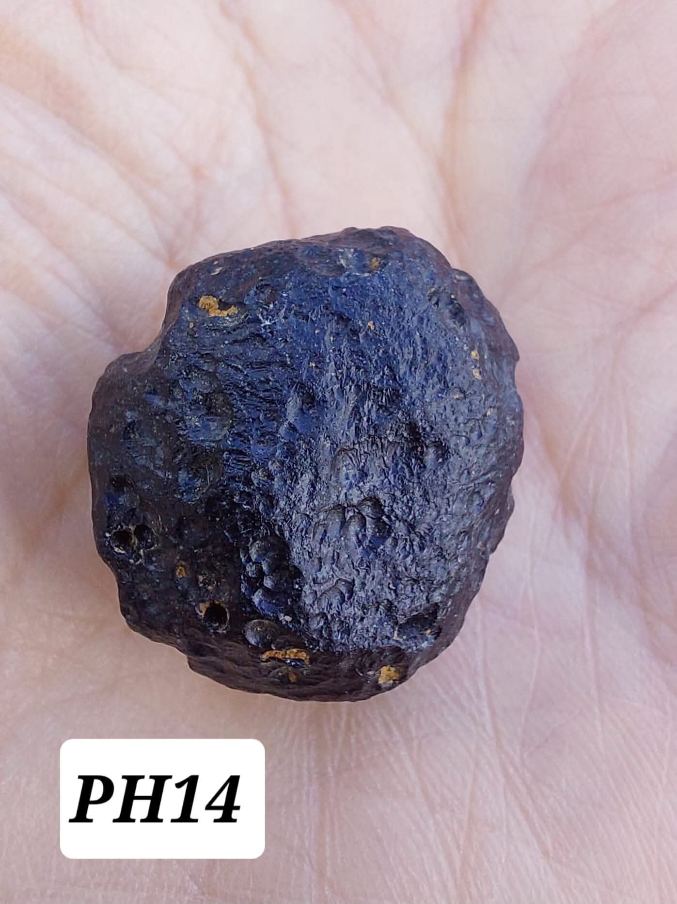 Philippinite (Rizalite), 10.64g, Tektite