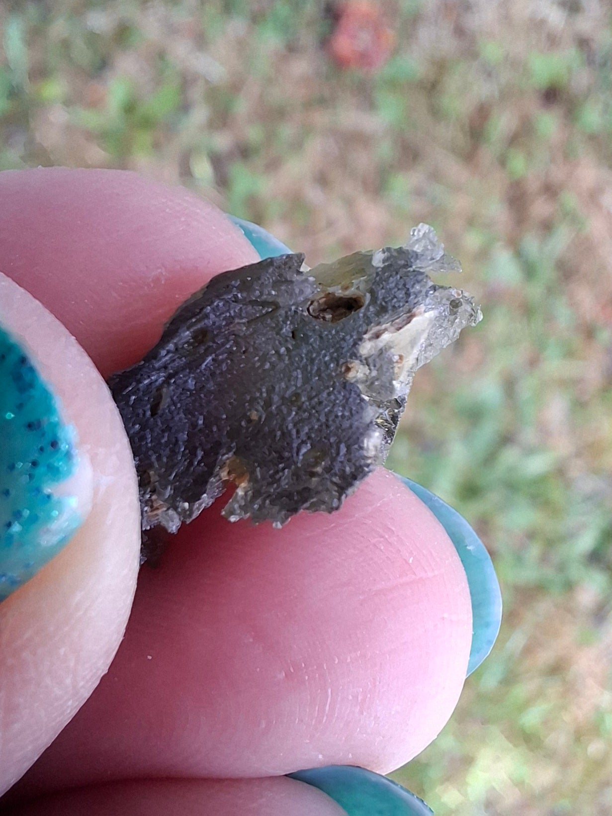 Moldavite Piece, 1.67g, Tektite (Ref: 1423)