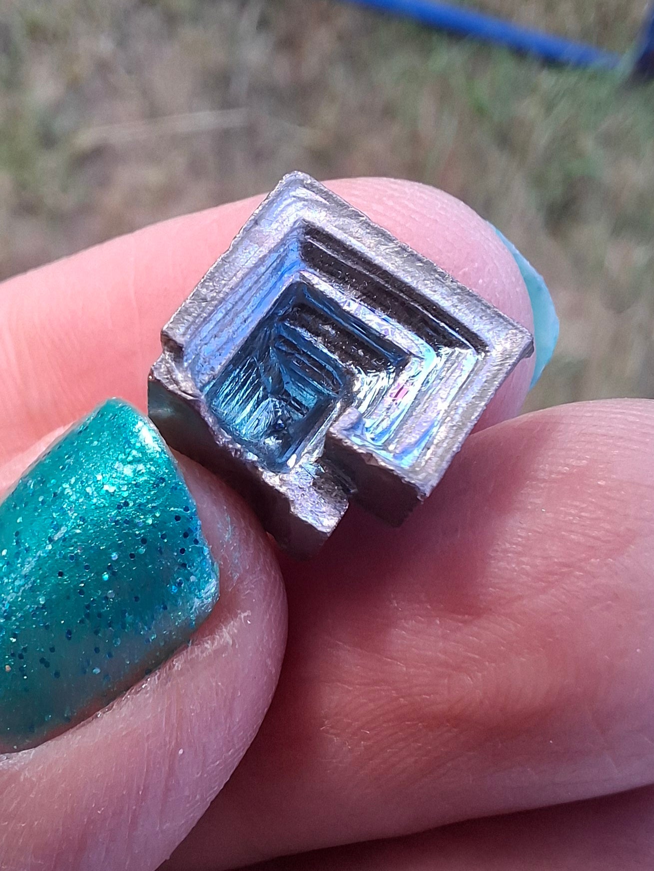 Small Bismuth, Crystal (Ref: BTH4)