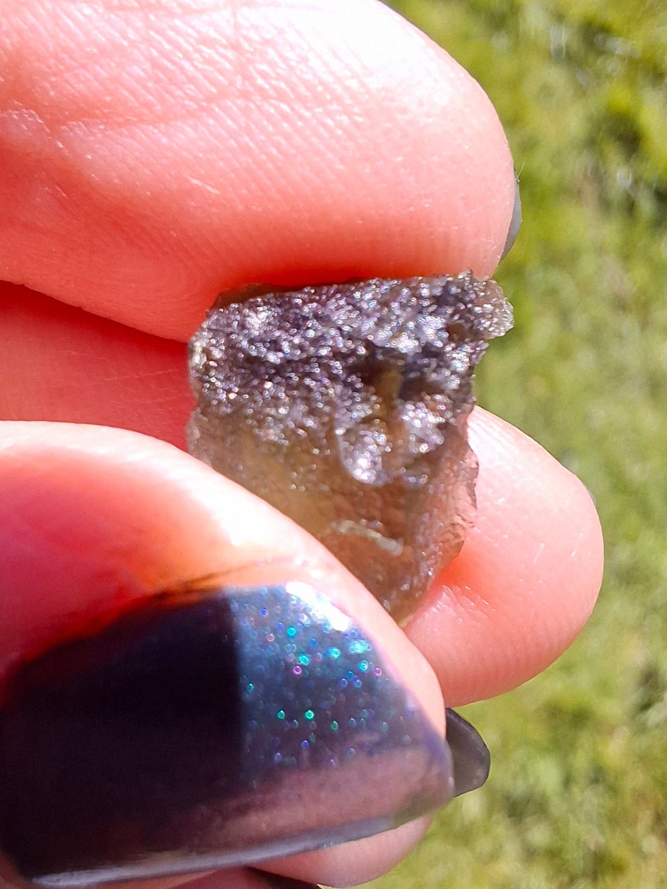Moldavite Piece, 0.81g, Tektite (Ref: 1400)