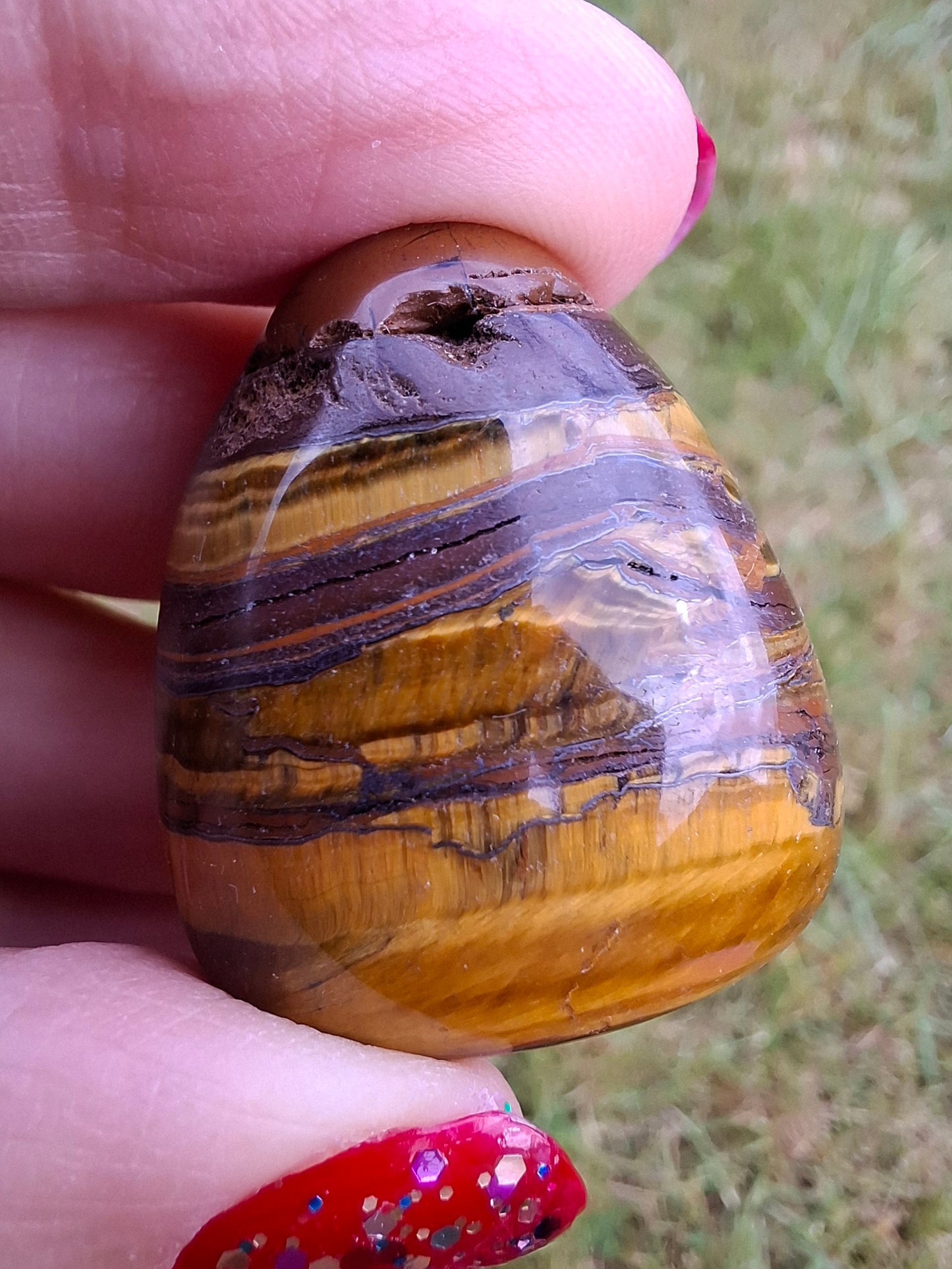 Tigers Eye, Tumble Stone, Crystal (Ref: T133)