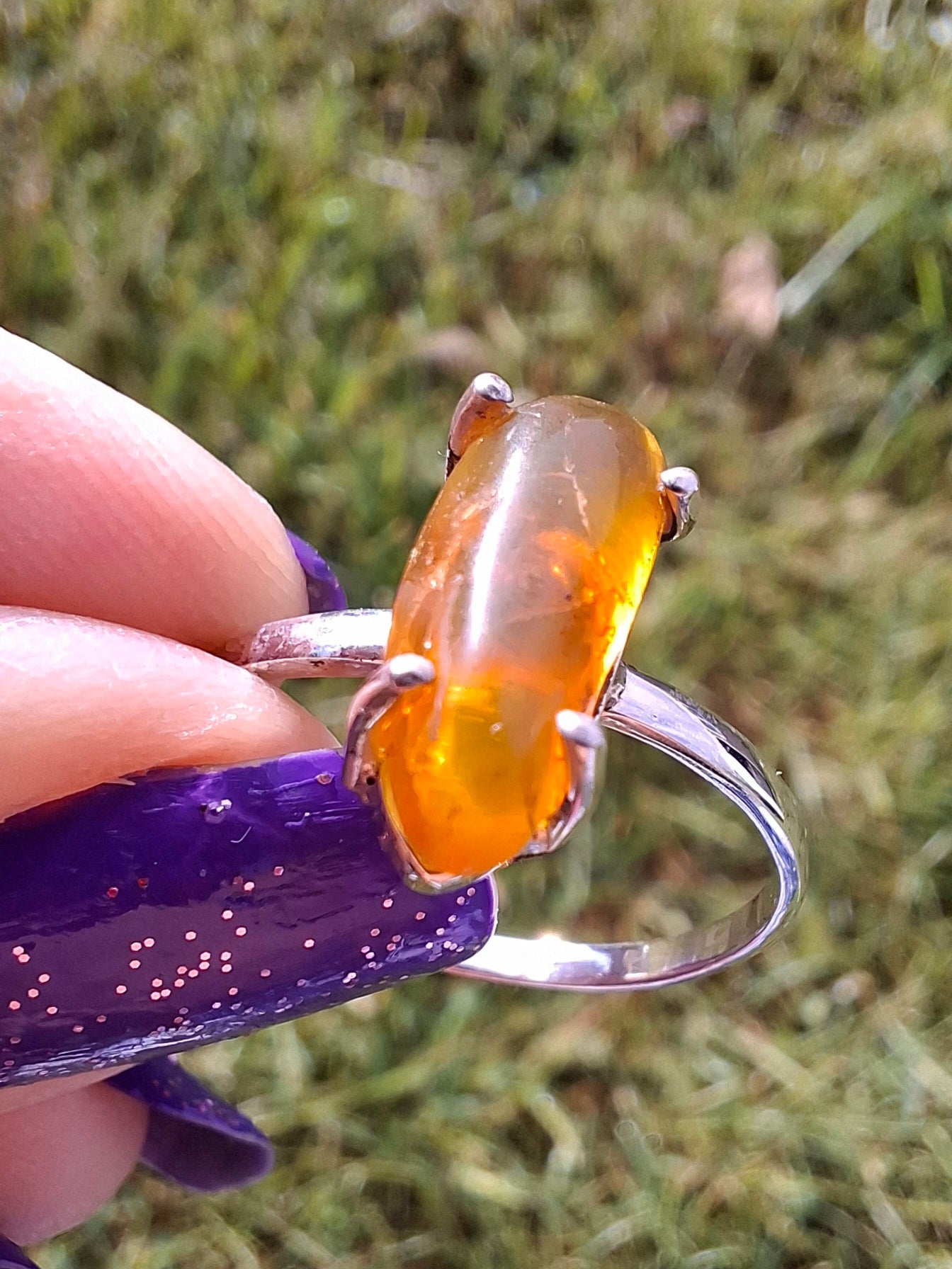 Baltic Amber Ring, size large V, 925 Silver, Fossil (Ref: AR25)
