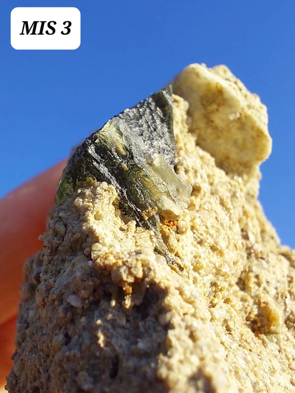 Moldavite In-Situ (in matrix), Besednice, Est- 3g, Tektite (Ref: MIS3)