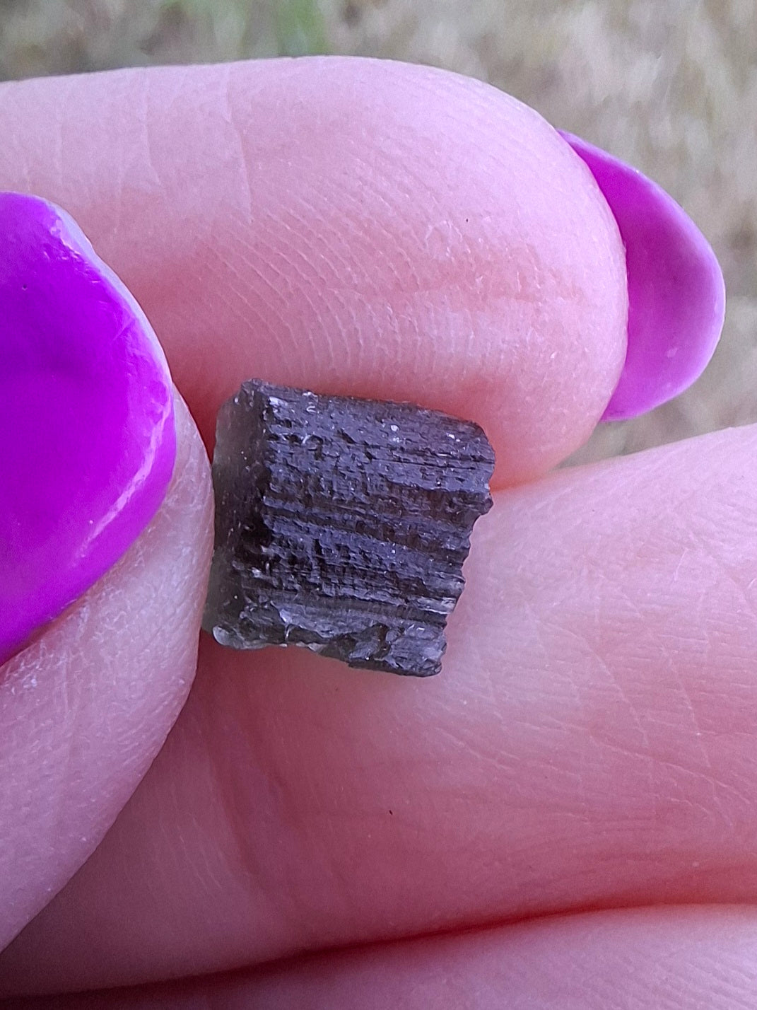 Moldavite Piece, 0.53g, Tektite (Ref: 1446)