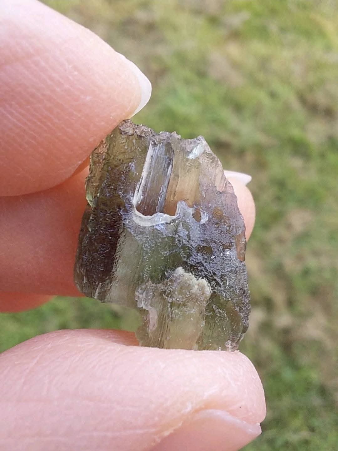 Moldavite Piece, 1.64g, Tektite (Ref 889)