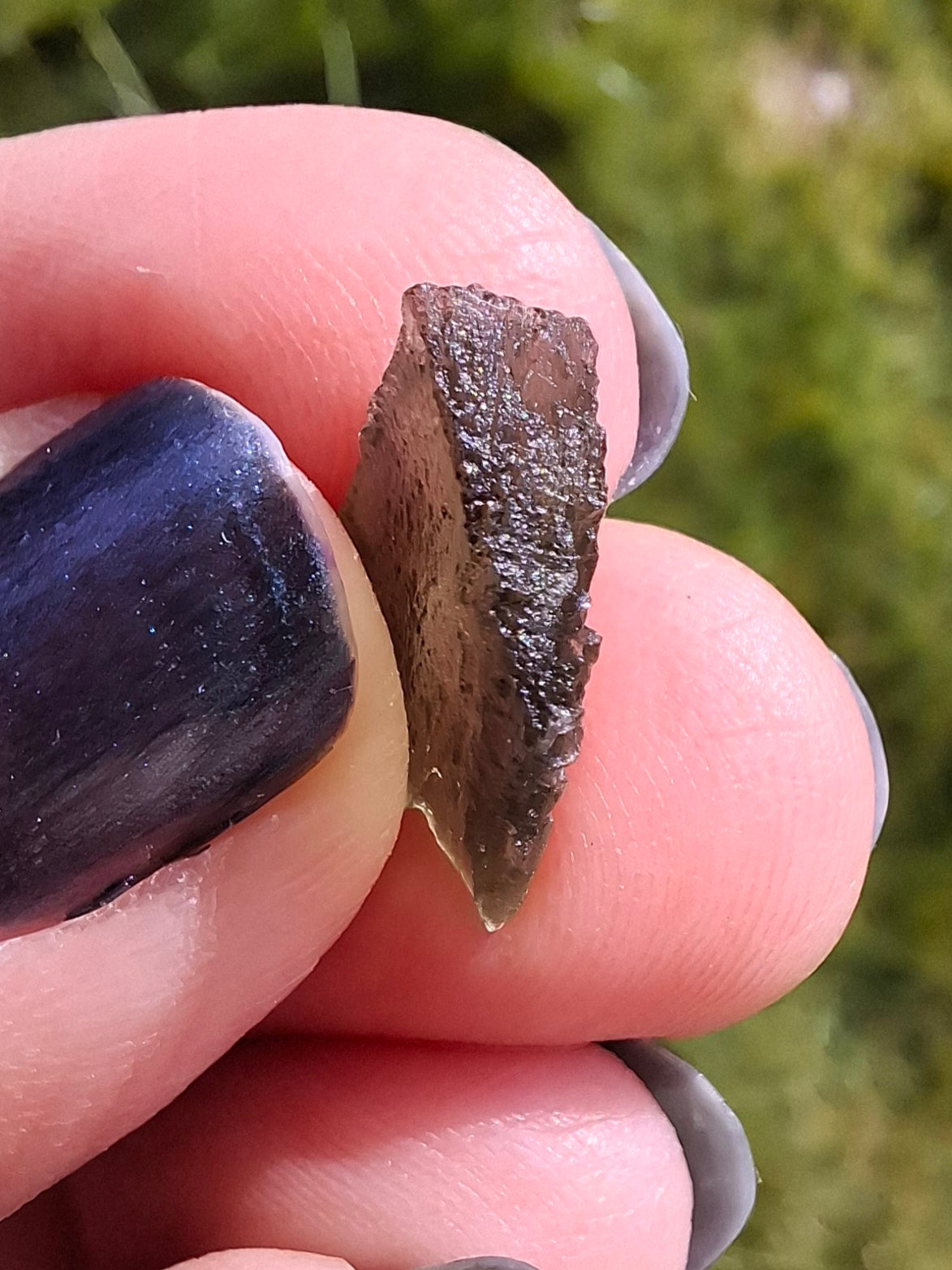 Moldavite Piece, 0.93g, Tektite (Ref: 1391)