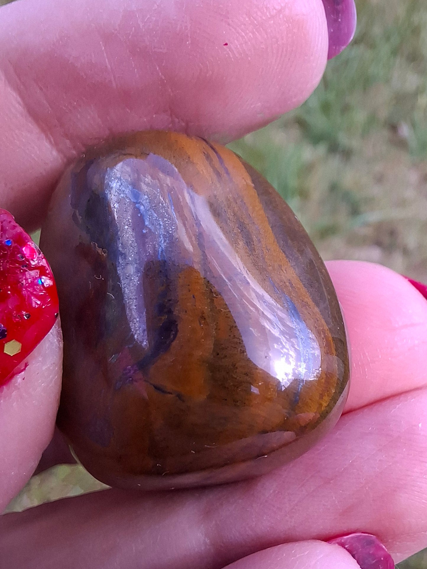 Tigers Eye, Tumble Stone, Crystal (Ref: T131)