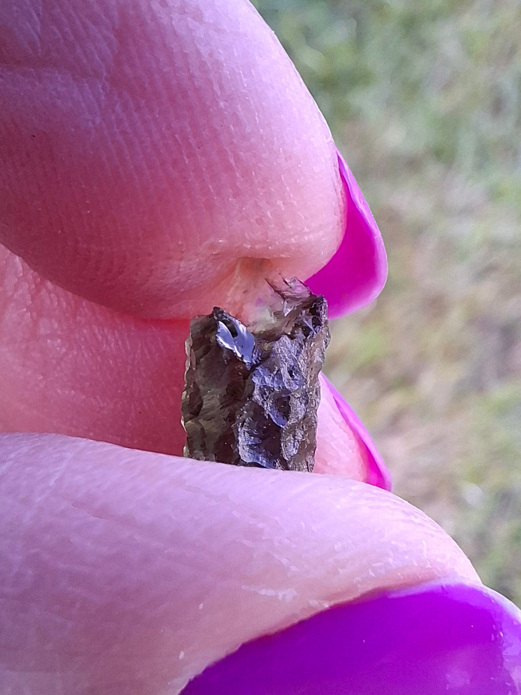 Moldavite small Piece, 0.40g, Tektite (Ref: 1458)