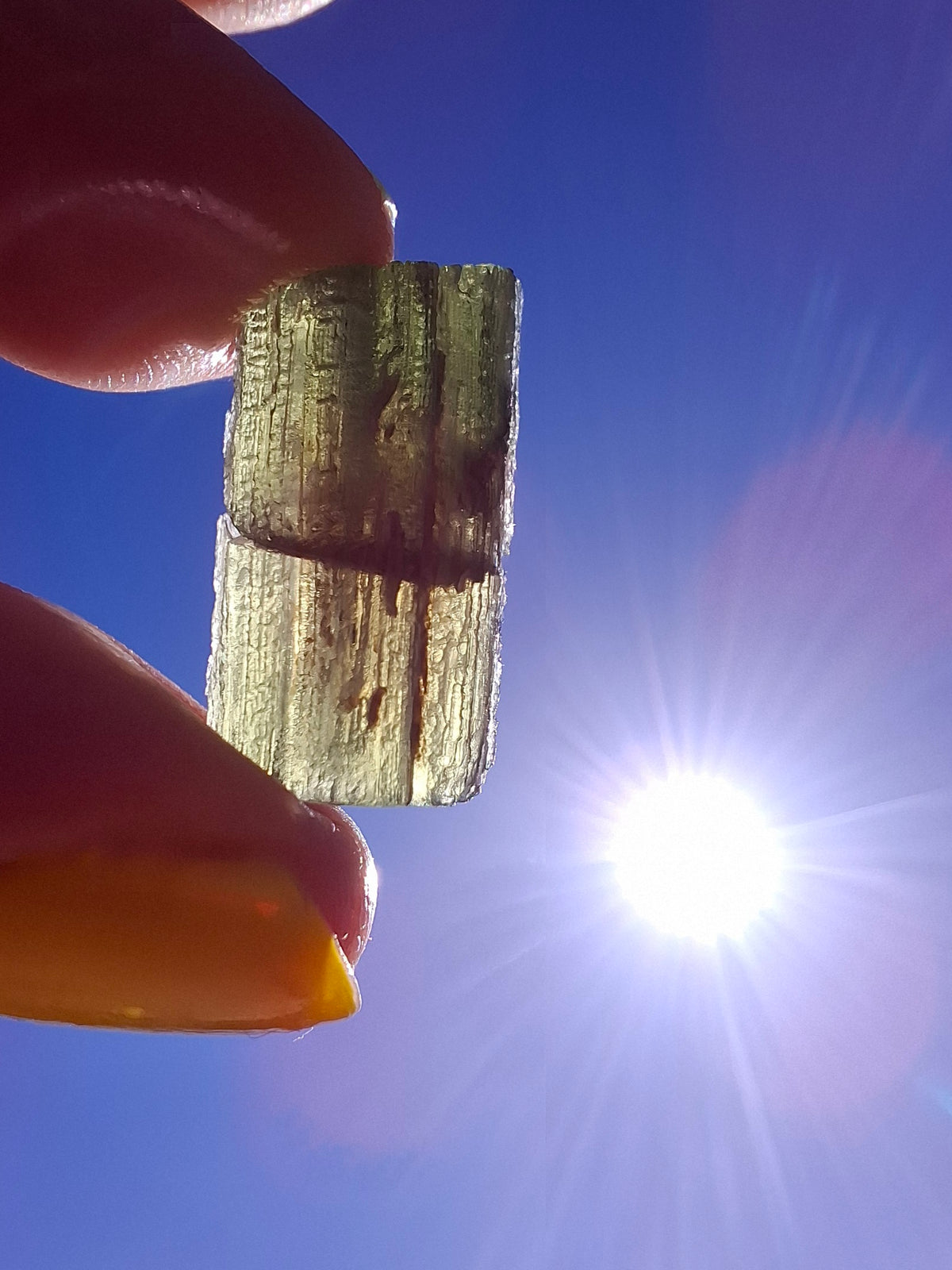 Moldavite Piece, 2.26g, Tektite (Ref: 1509)