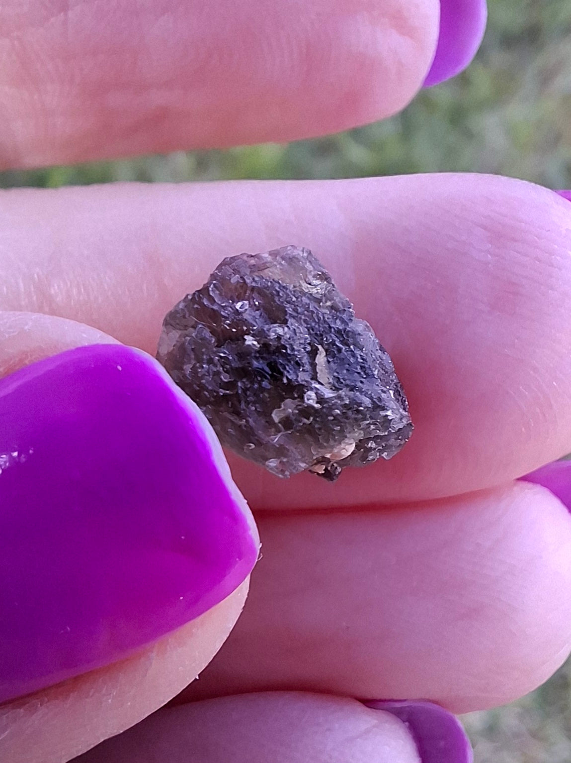 Moldavite Piece, 0.65g, Tektite (Ref: 1459)