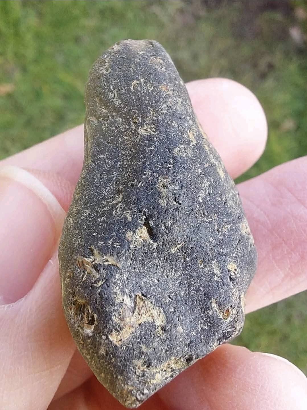 Moldavite Piece, CHLUM FIELD, 15.77g, Tektite (Ref: 1045)