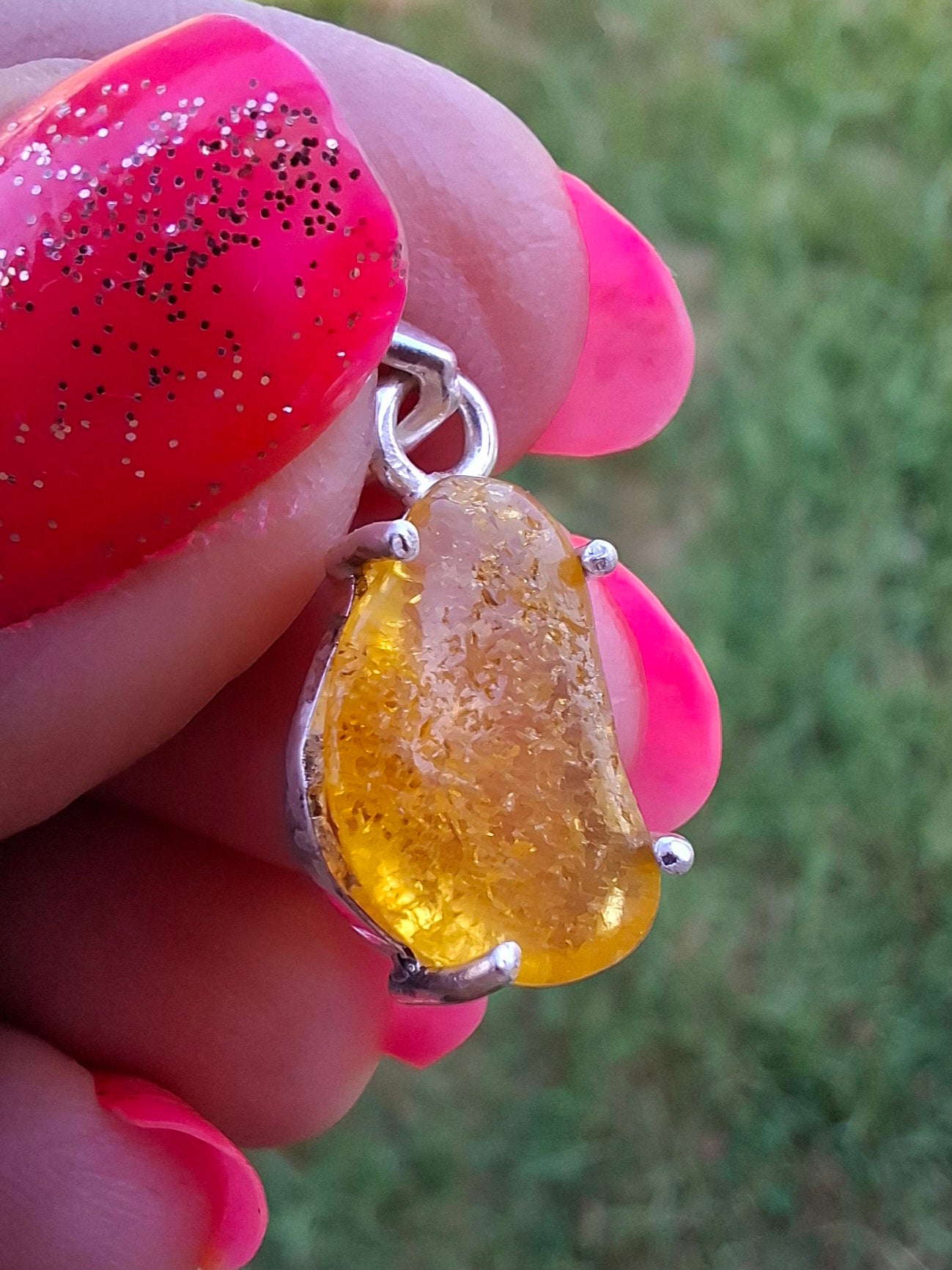 Baltic Amber Pendant, 925 Silver, Fossil (Ref: AP22)