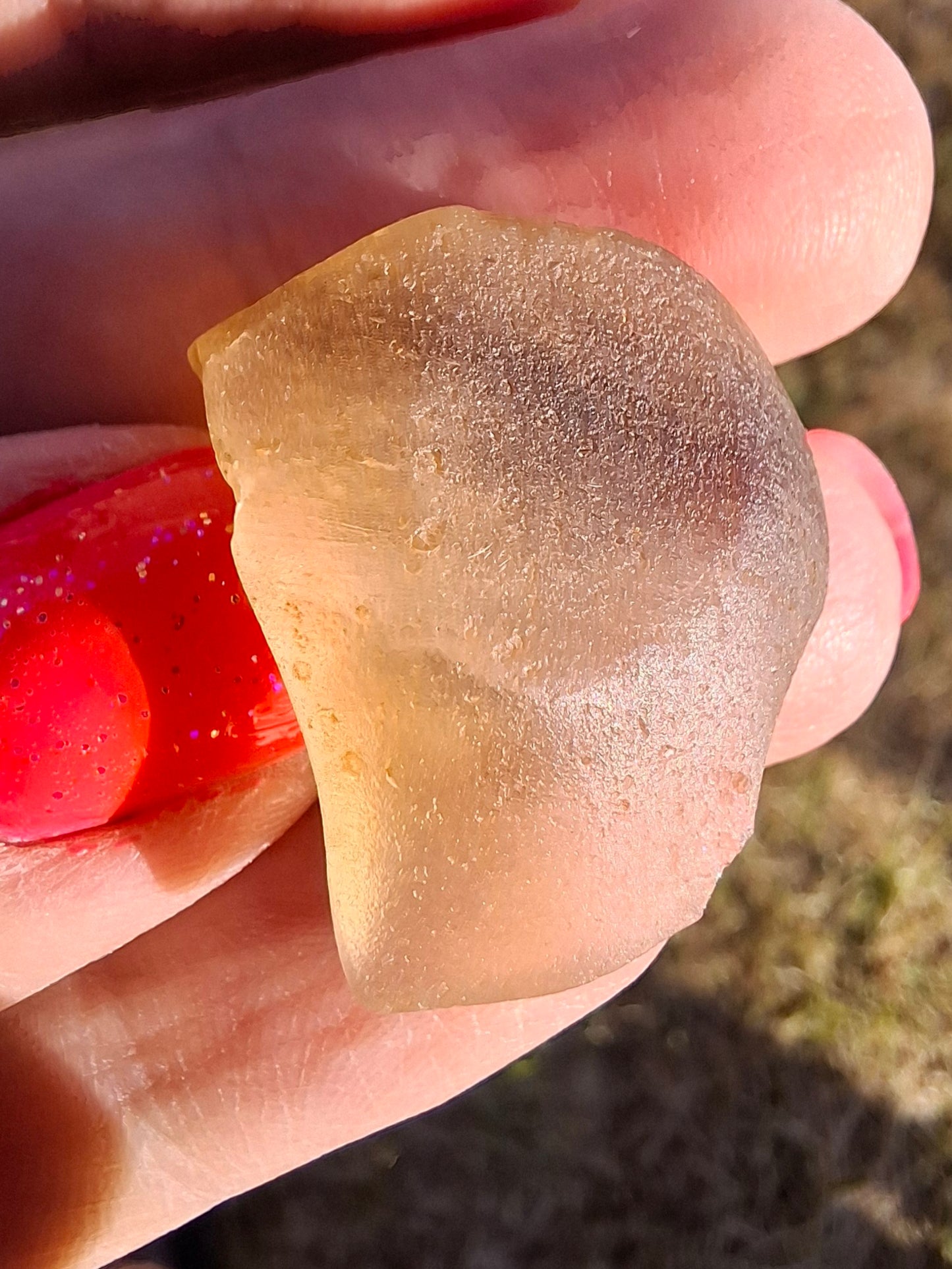 Libyan Desert Glass (darker) Piece, 7.00g, Tektite (Ref: L1373)
