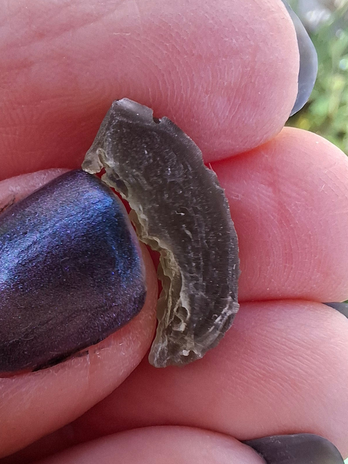 Moldavite Piece, 0.98g, Tektite (Ref: 1380)